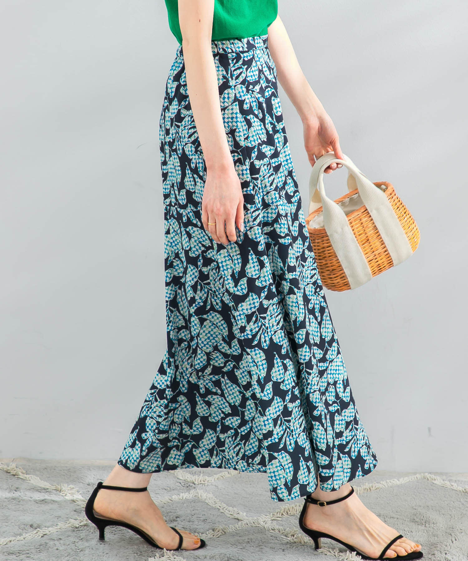 URBAN RESEARCH ROSSO「ミックスリーフプリントスカート」|スカート|