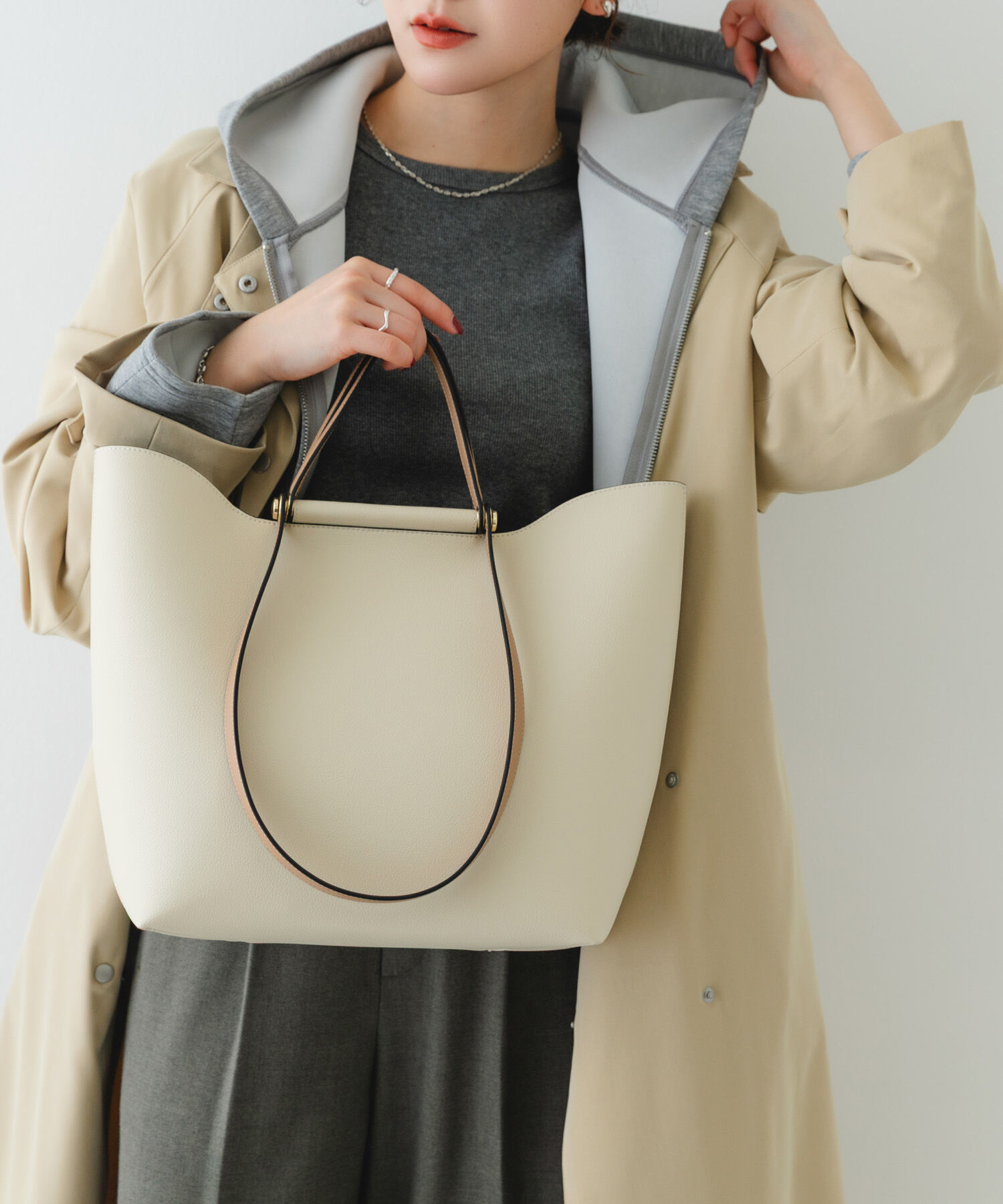 RODE SKO「2ハンドルデザイントートバッグ」|ショルダー・メッセンジャー|アイボリー