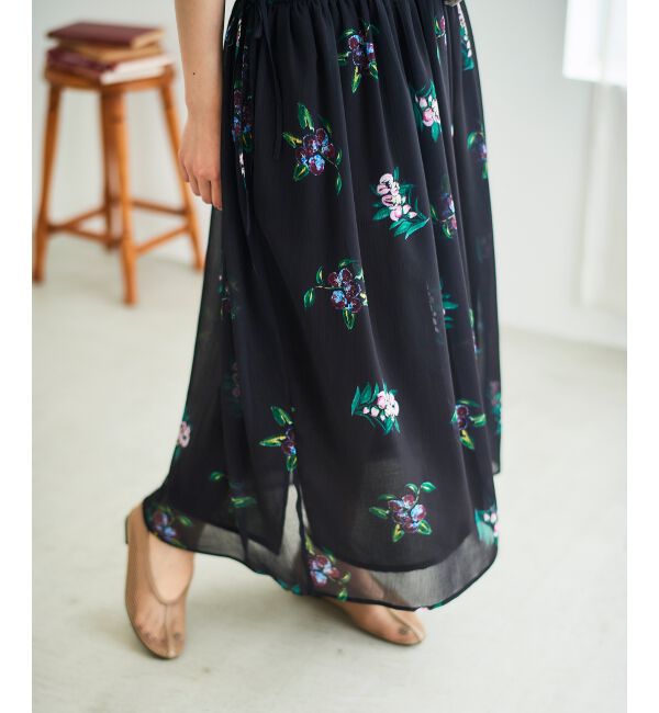  「《WEB/一部店舗限定アイテム》KAZUMIDOIボタニカルギャザーワンピース」|ワンピース|