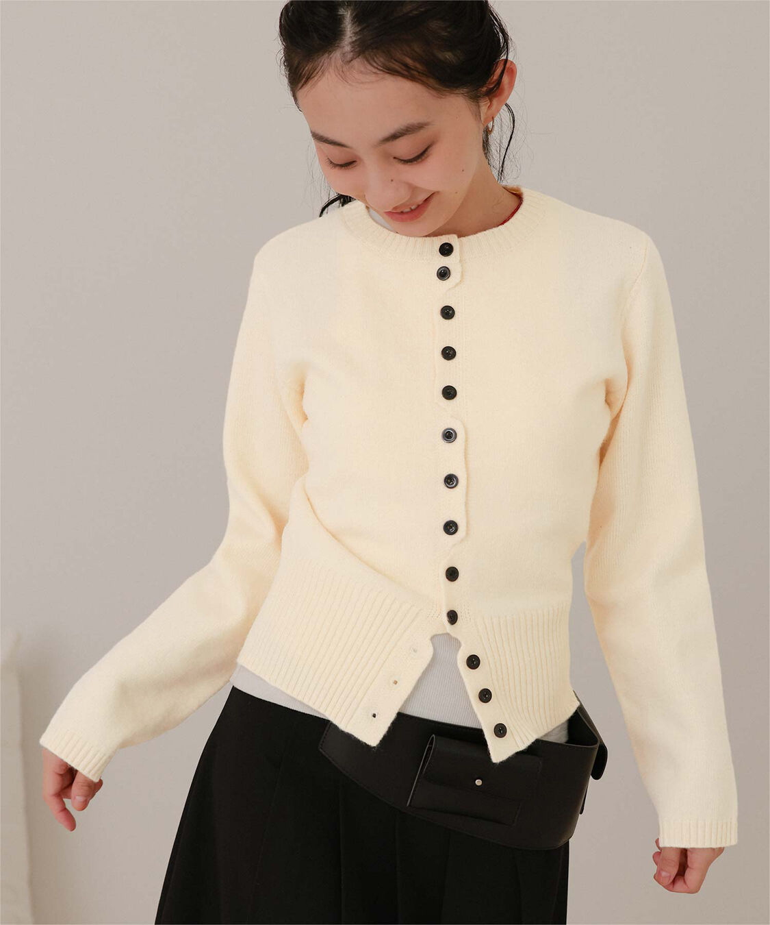 miette「メニーボタンニットカーディガン」|ニット・セーター|アイボリー