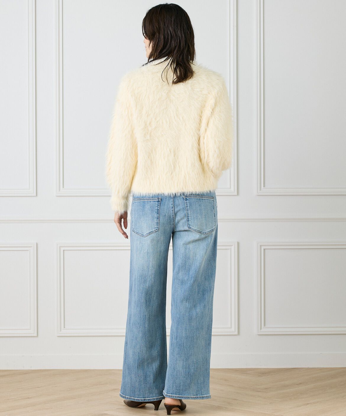 INED「Vネックファーカーディガン《YVON》」|カーディガン|