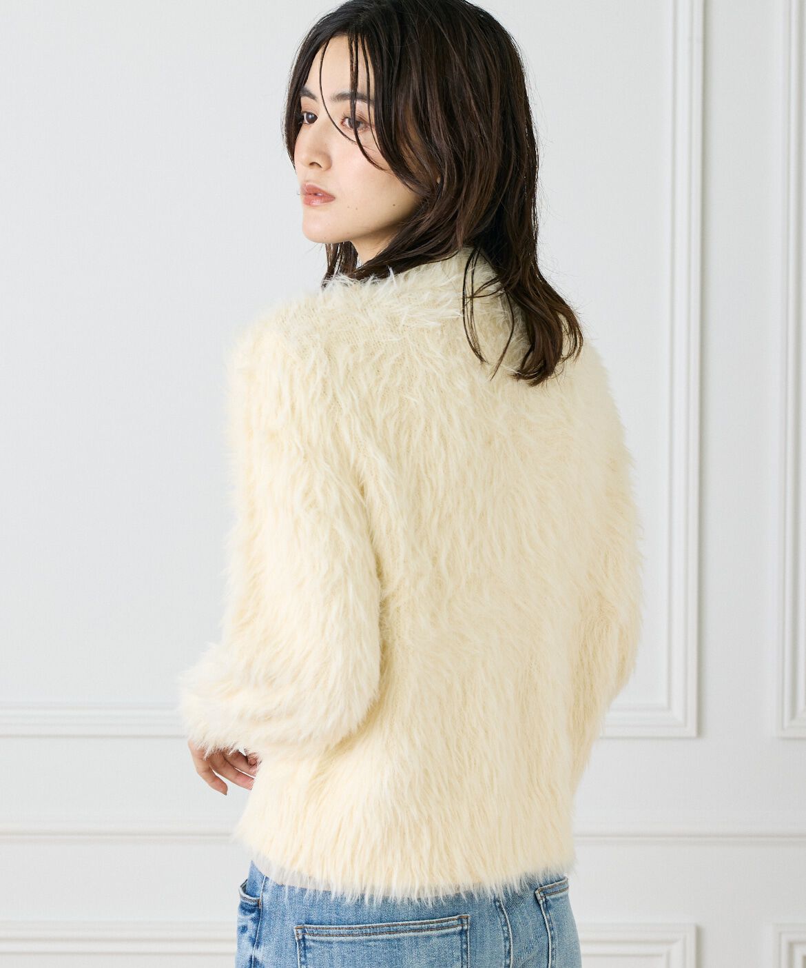 INED「Vネックファーカーディガン《YVON》」|カーディガン|