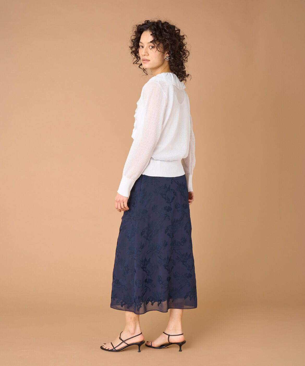 la veille by SUPERIOR CLOSET「ラメニットフリルカーディガン」|カーディガン|