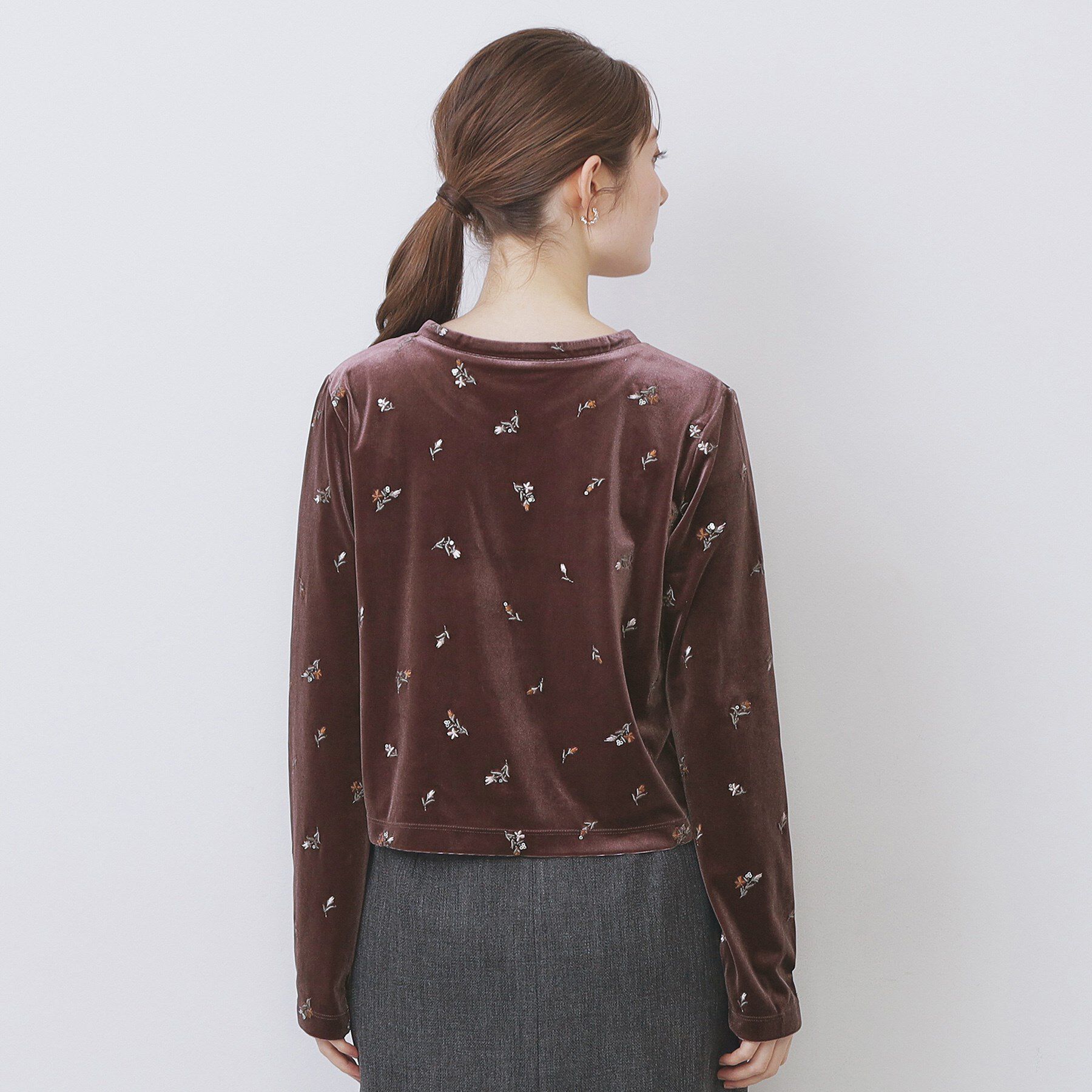 index「小花刺繍ベロアショートカーディガン【洗濯機OK】」|カーディガン|