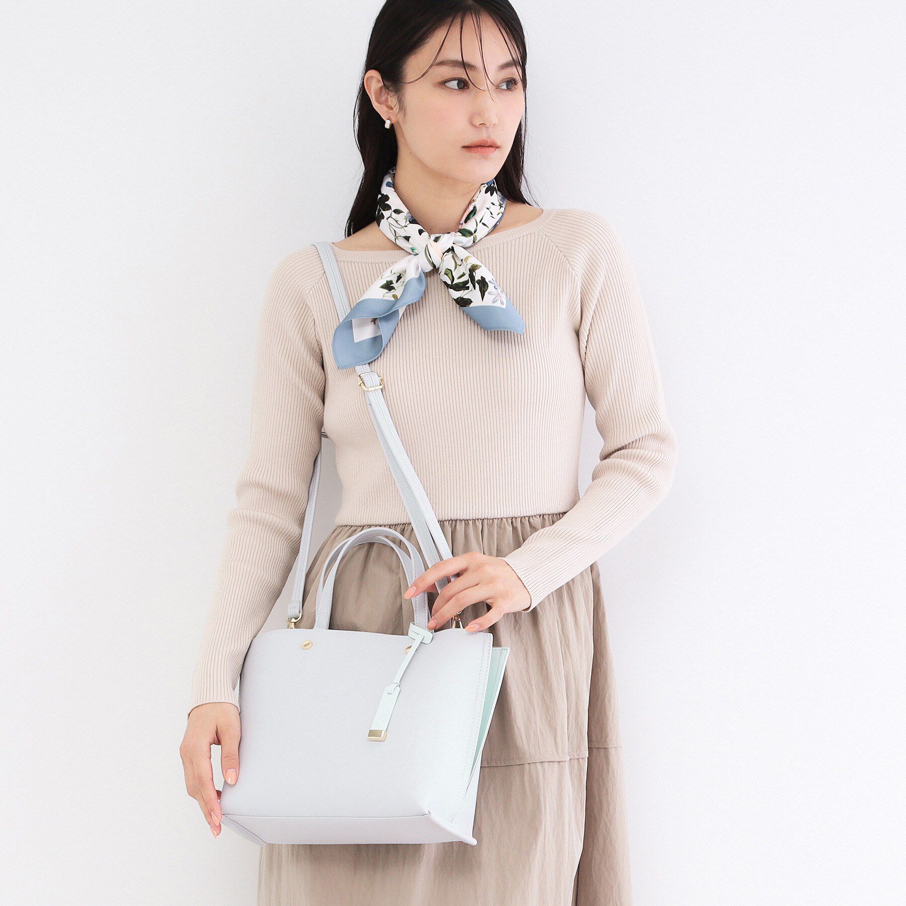 OPAQUE.CLIP「名品バイカラーミドルトート」|トートバッグ|ライトグレー(511