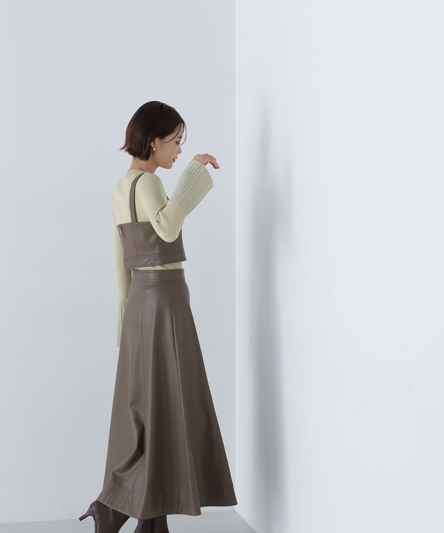  「フェイクレザービスチェ＆スカート」|ワンピース|