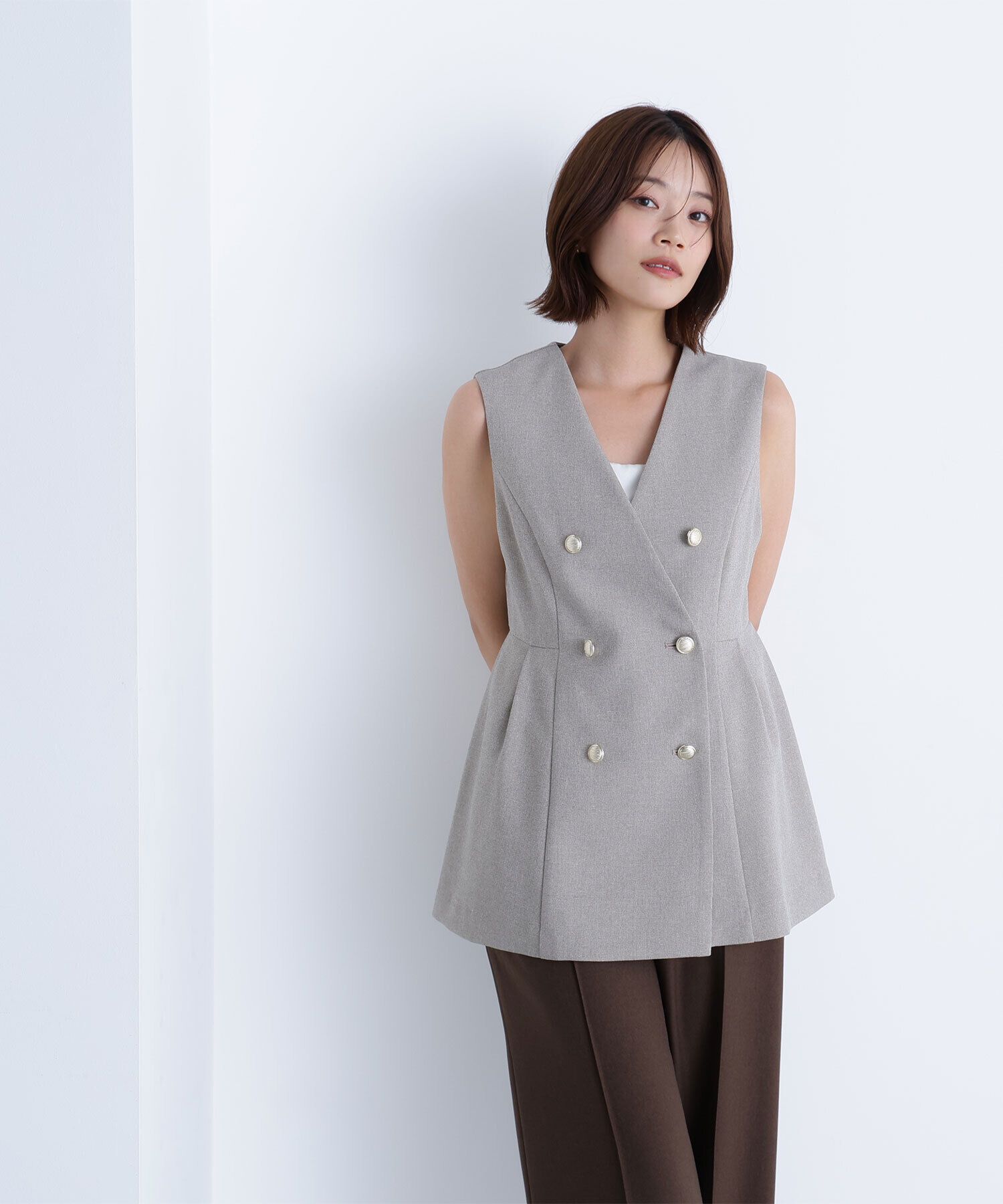  「メタルボタンペプラムジレ」|ブルゾン・スタジャン|