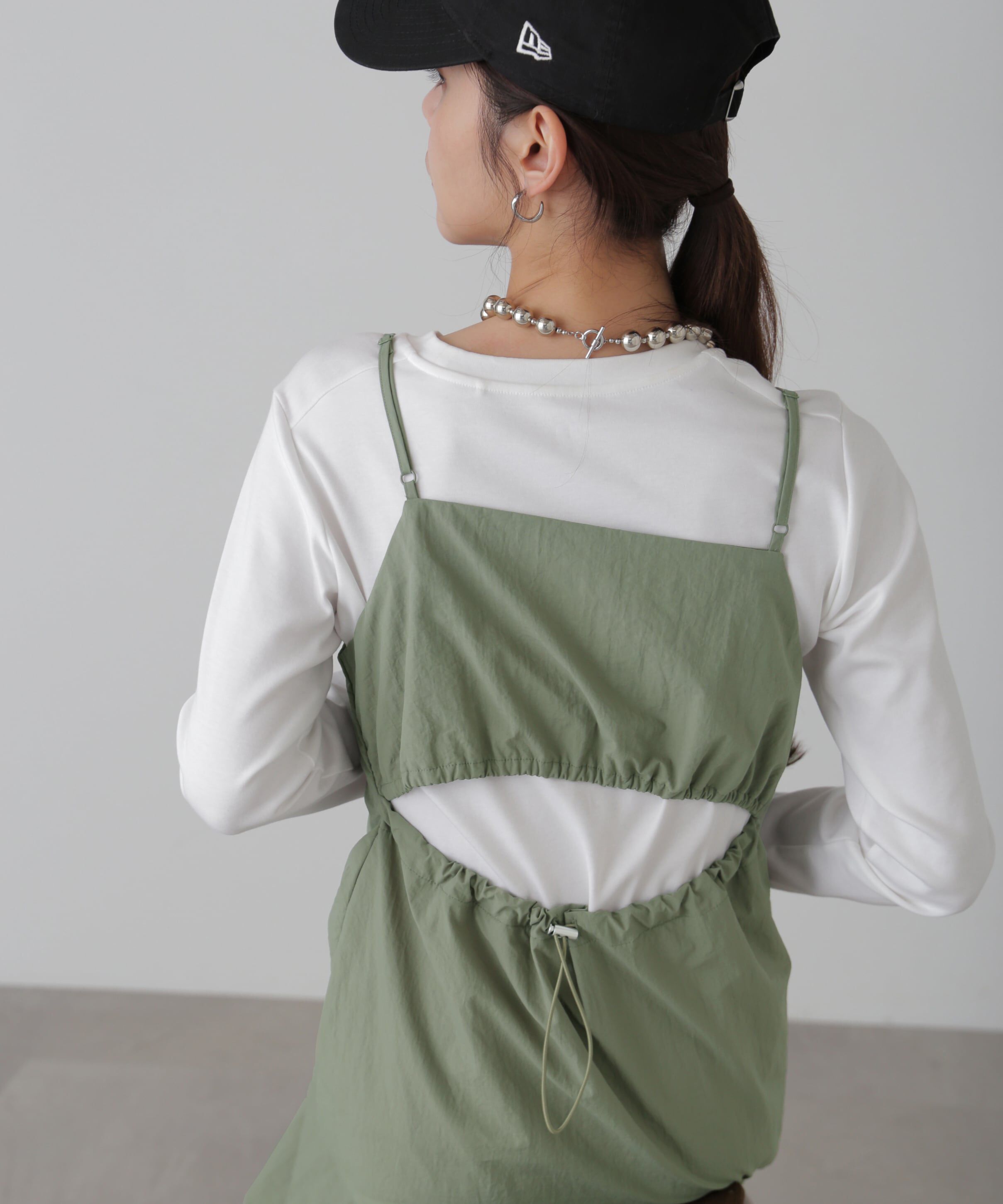  「バックオープンナイロンジャンパースカート」|ワンピース|