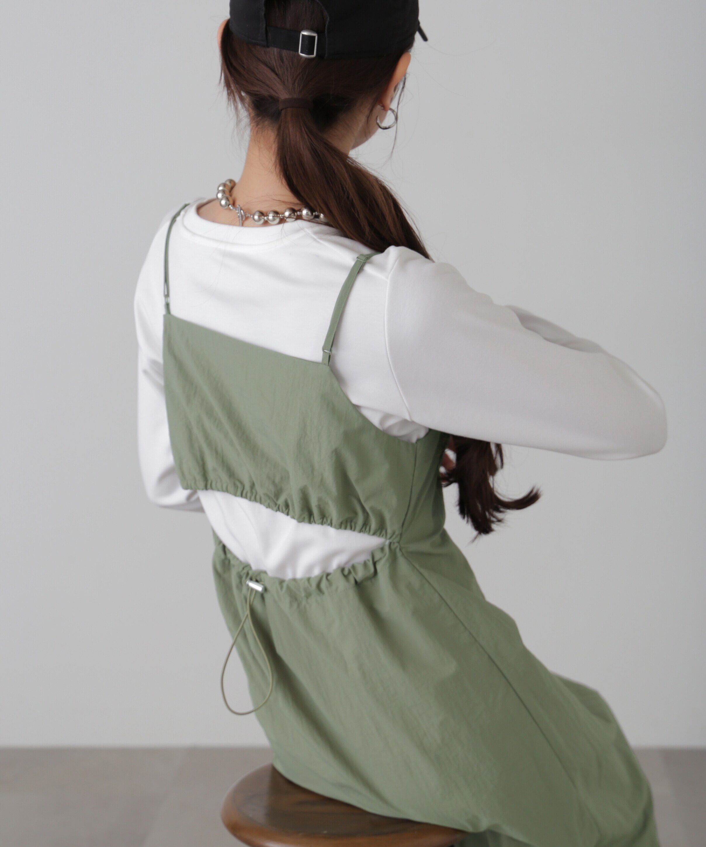  「バックオープンナイロンジャンパースカート」|ワンピース|