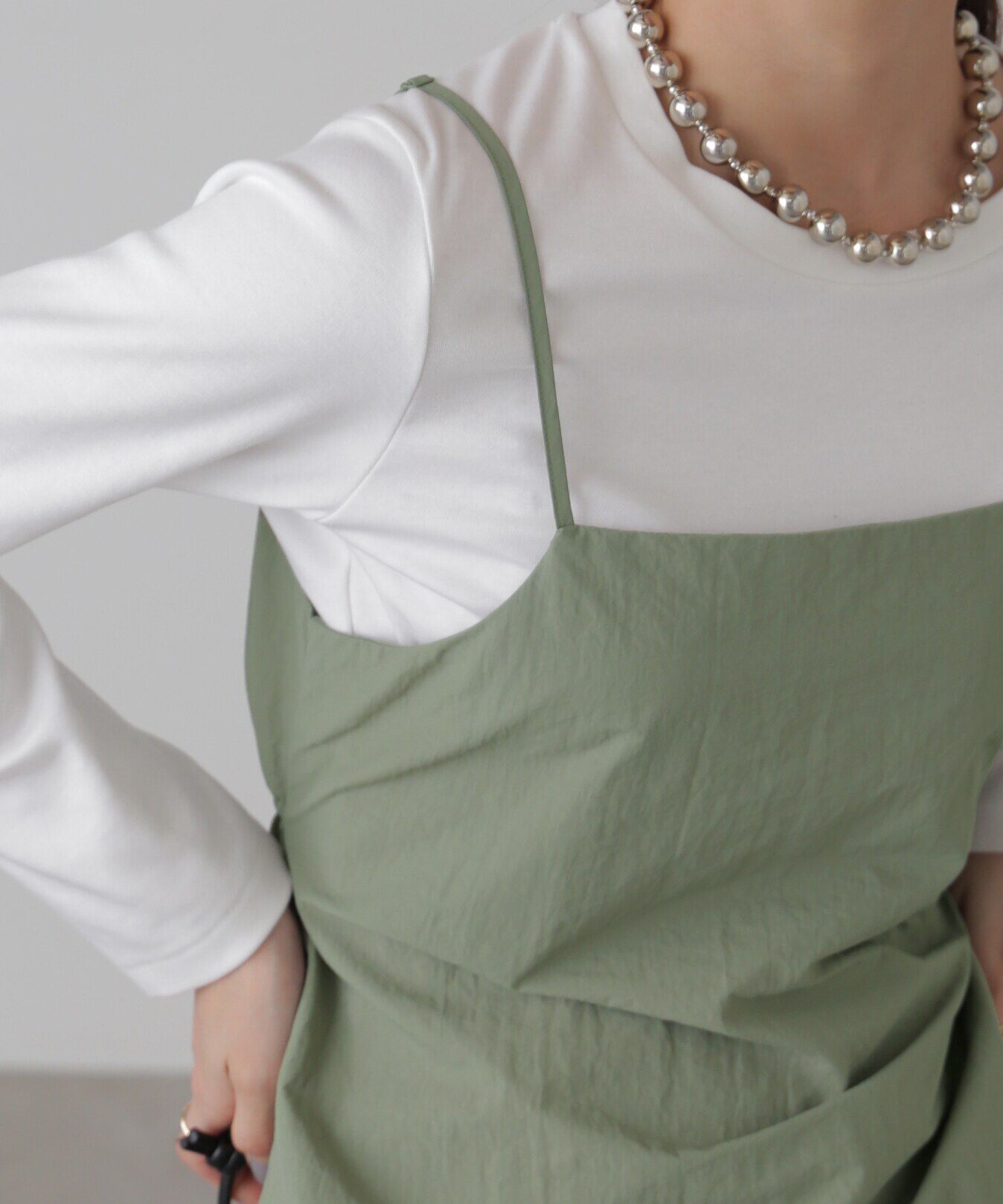  「バックオープンナイロンジャンパースカート」|ワンピース|