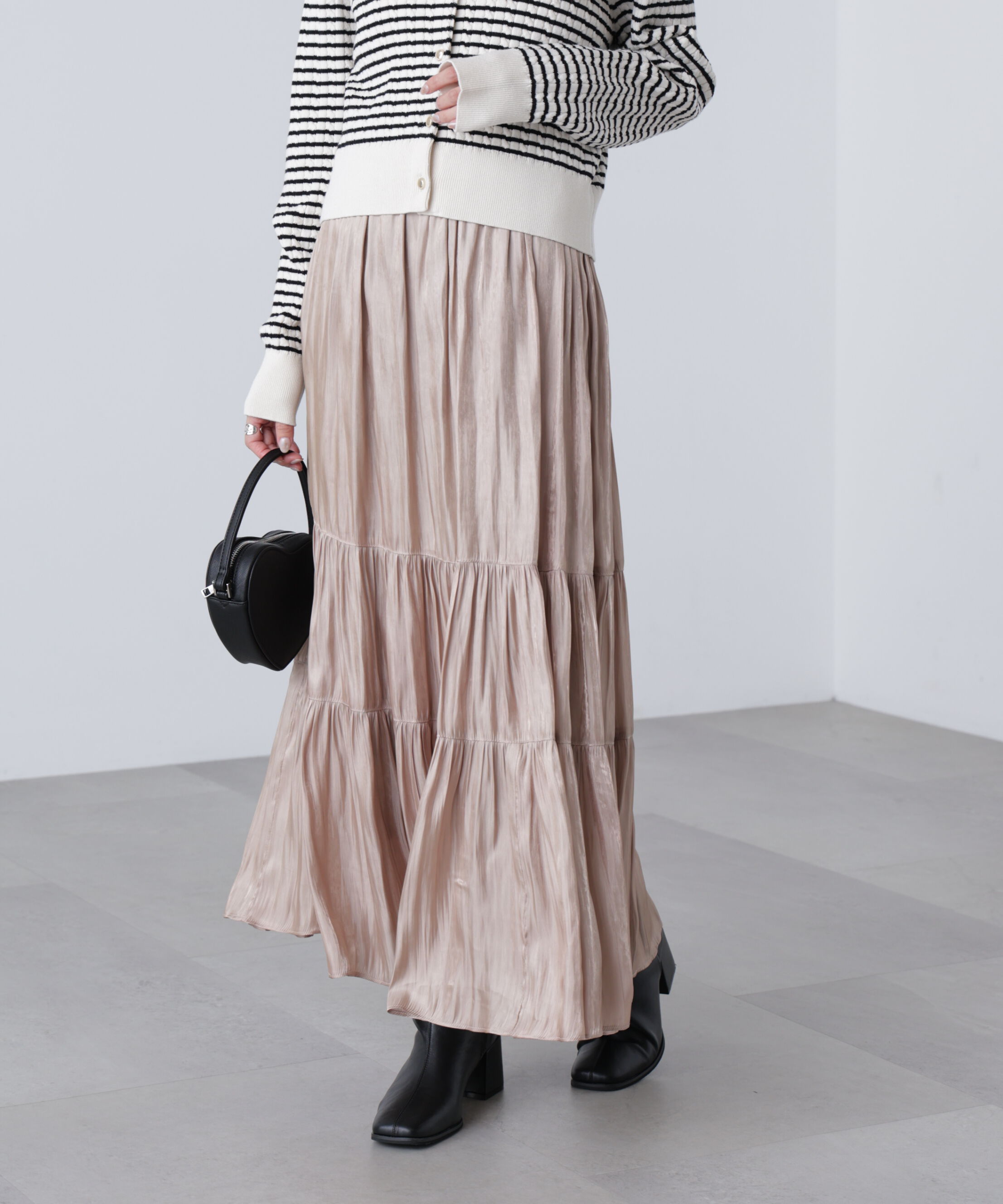  「シャイニーティアードスカート」|スカート|