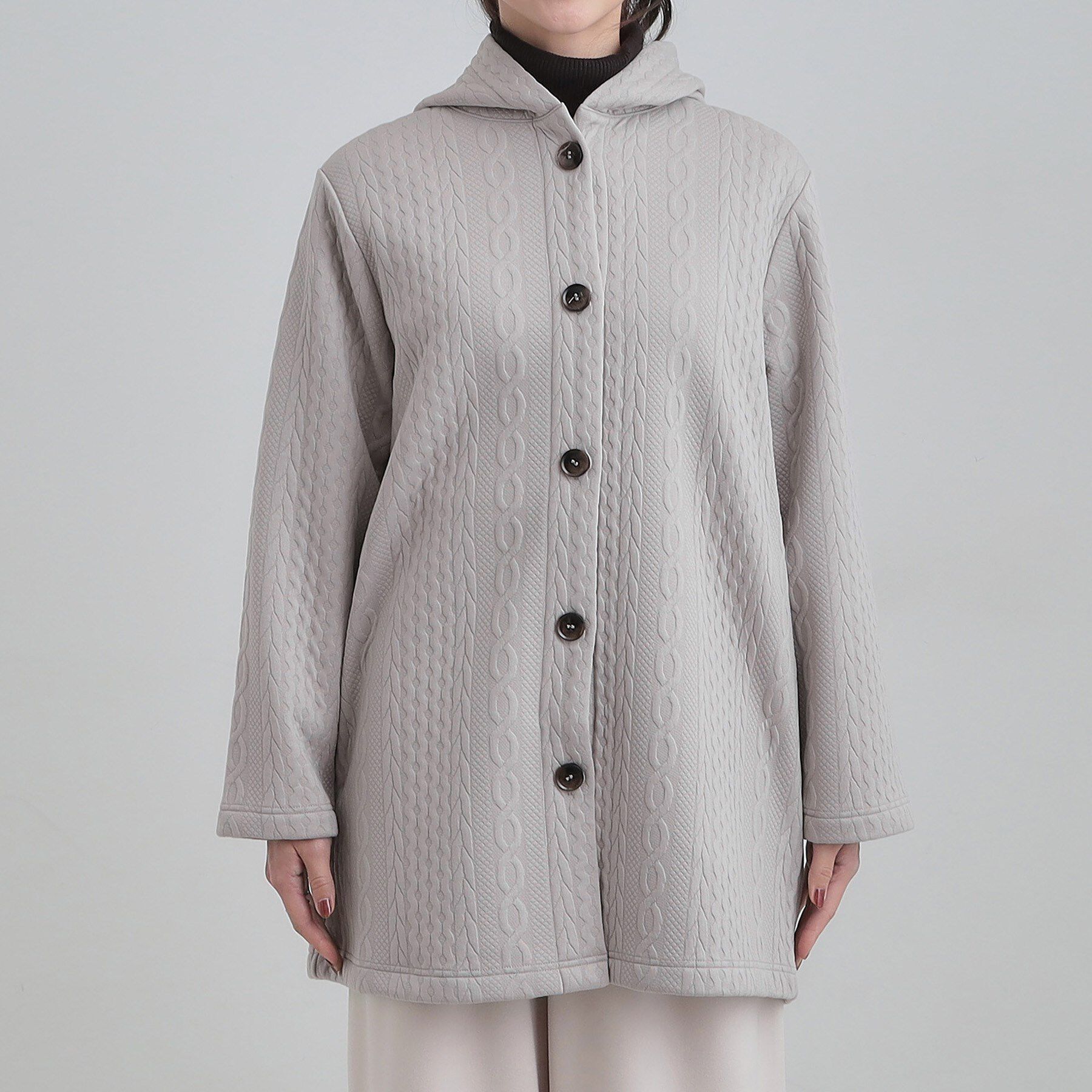 SHOO･LA･RUE「【裏面ベロアであったか】体型をカバーしながらスマートに魅せる ケーブルジャガードコーディガン」|カーディガン|