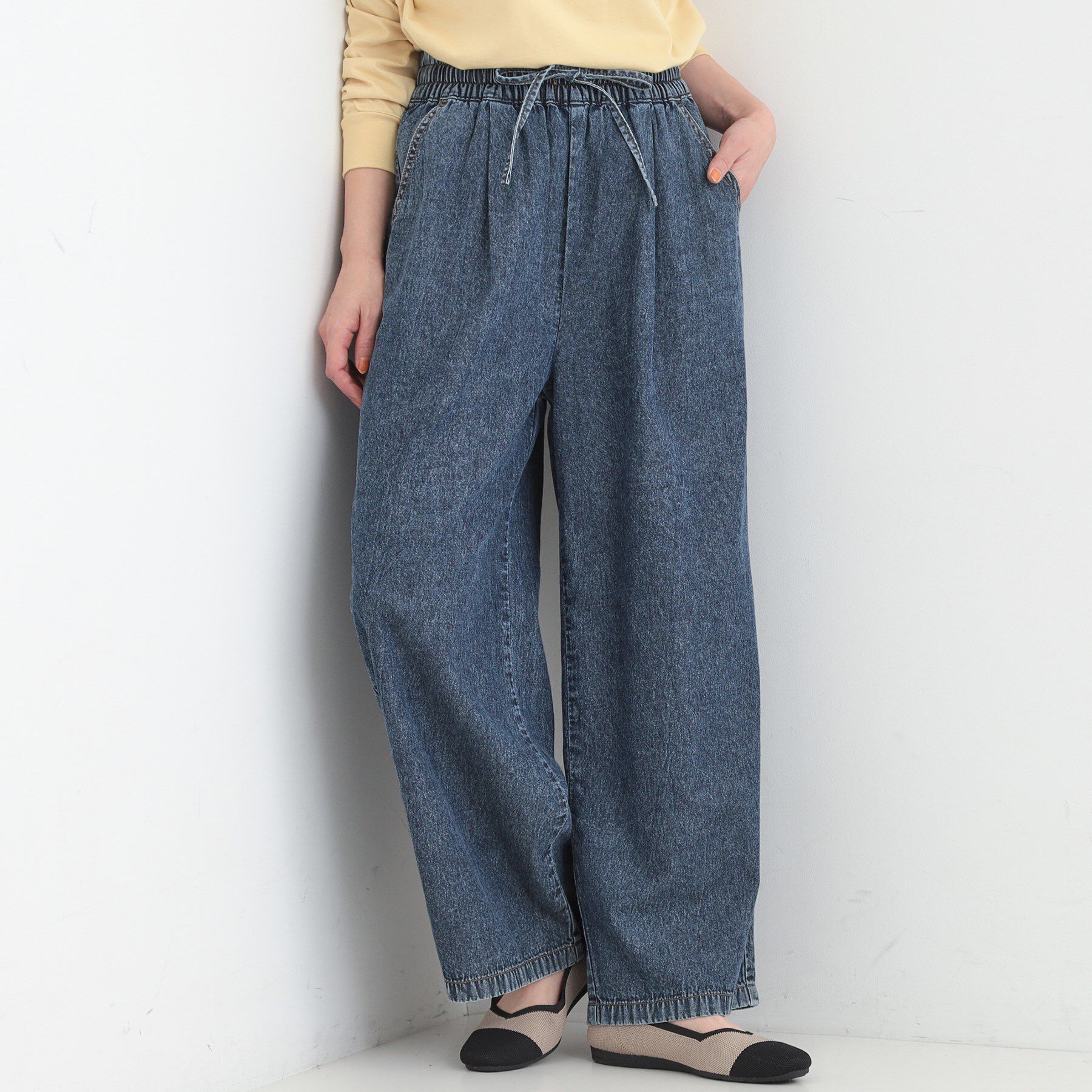 SHOO･LA･RUE「【ライトオンスデニム/着丈選べる】らくらくデニムイージーワイドパンツ」|デニム|ブルー(093)