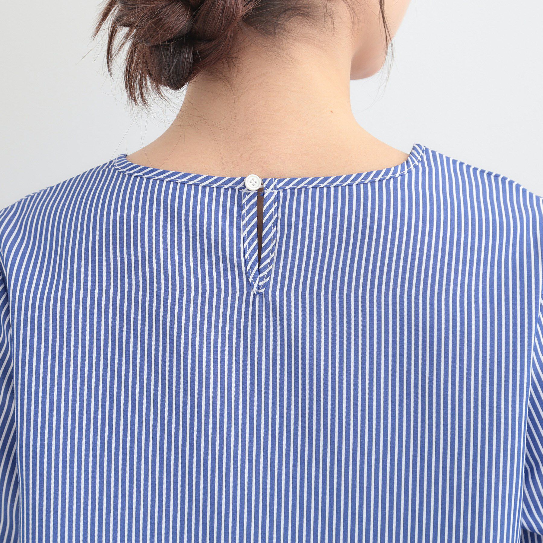 SHOO･LA･RUE「【2点セット/S-LL/洗濯機可】軽くてきれい見え ニットベスト＋ブラウス」|ニット・セーター|