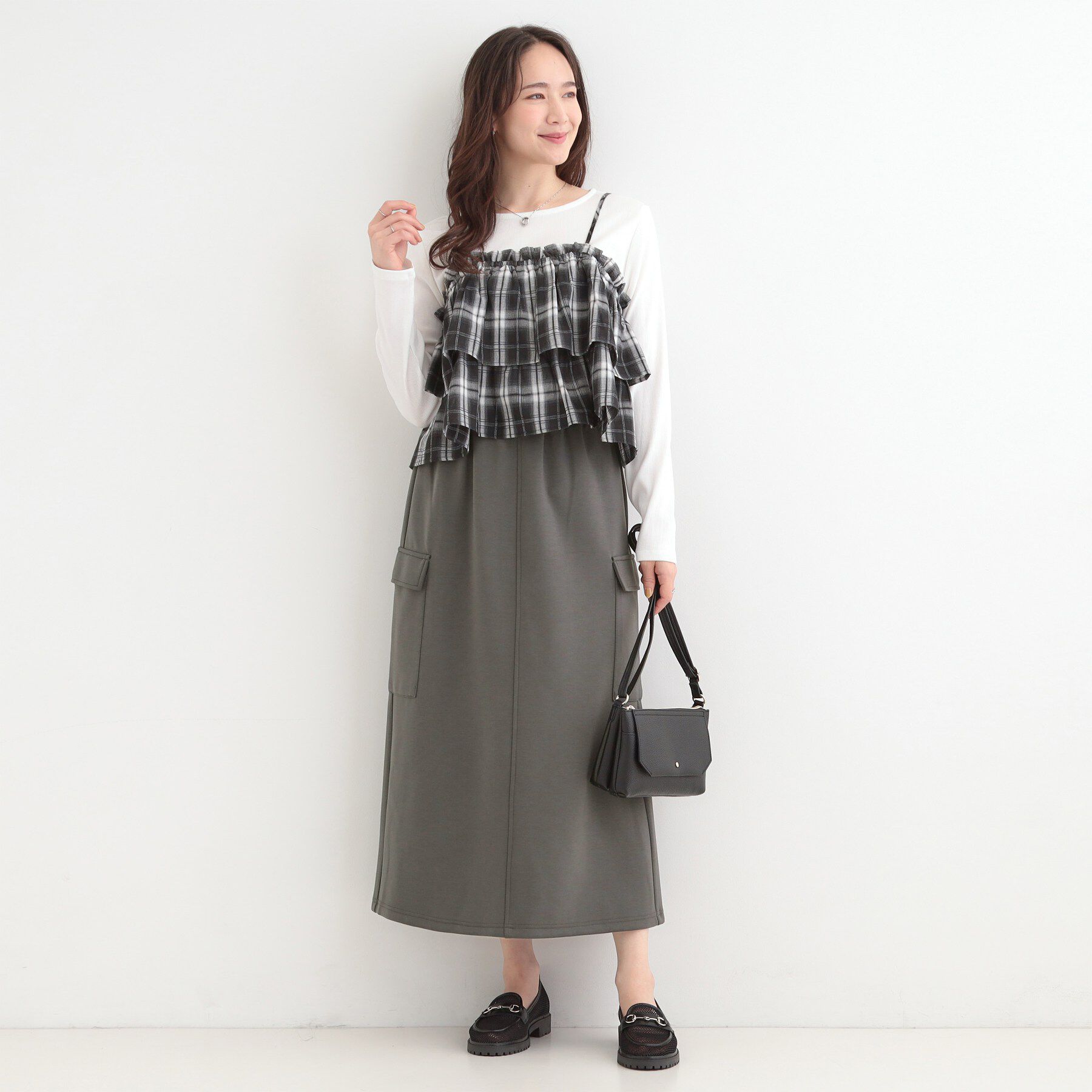 SHOO･LA･RUE「【洗濯機可/S-LL】サイドポケットでこなれ感のある ダンボールカーゴスカート」|スカート|