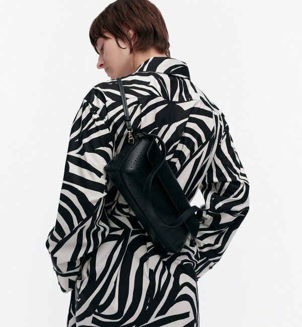 Marimekko「【一部店舗・オンラインストア限定】Imprint Clutch Tiiliskivi バッグ」|ショルダー・メッセンジャー|