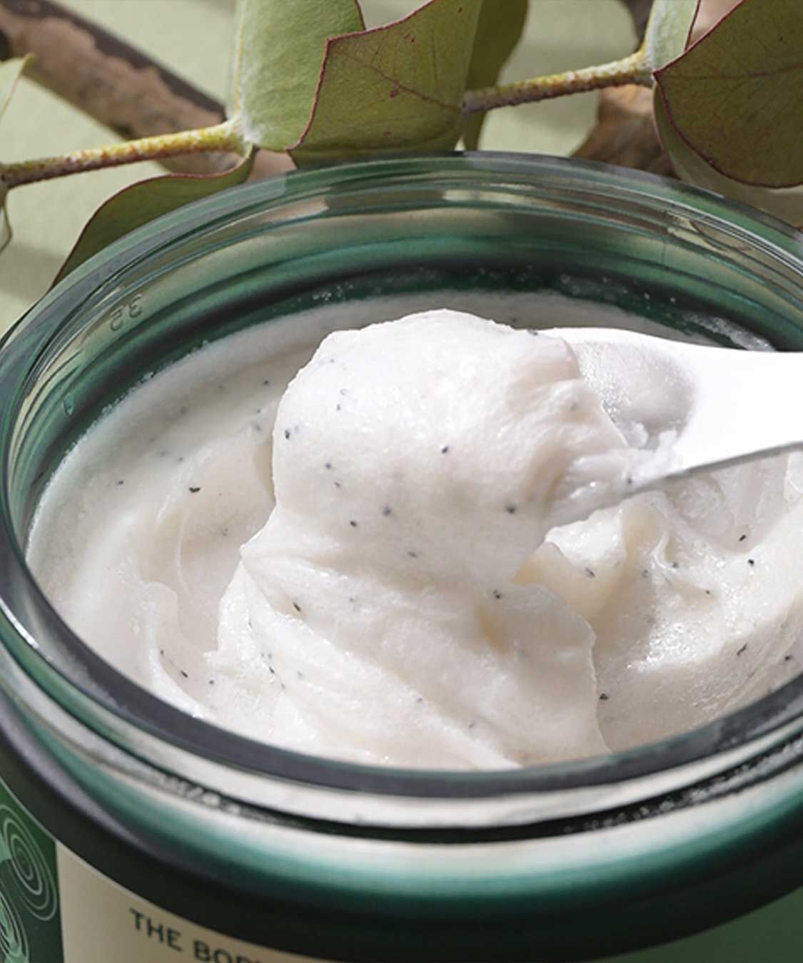 THE BODY SHOP「ウェルネス ボディポリッシュ ユーカリ&ローズマリー 200mL」|マッサージ・ボディスクラブ|