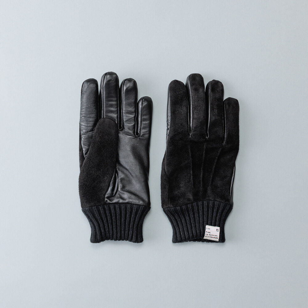 BACKYARD FAMILY「クロダ 手袋 メンズ 通販 グローブ 手ぶくろ ピッグスエード ラムコンビ カフスグローブ レザー」|手袋|ブラック1