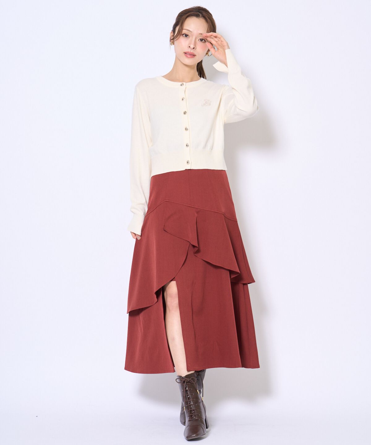 アンドクチュール「刺繍クルーネック長袖カーディガン」|カーディガン|