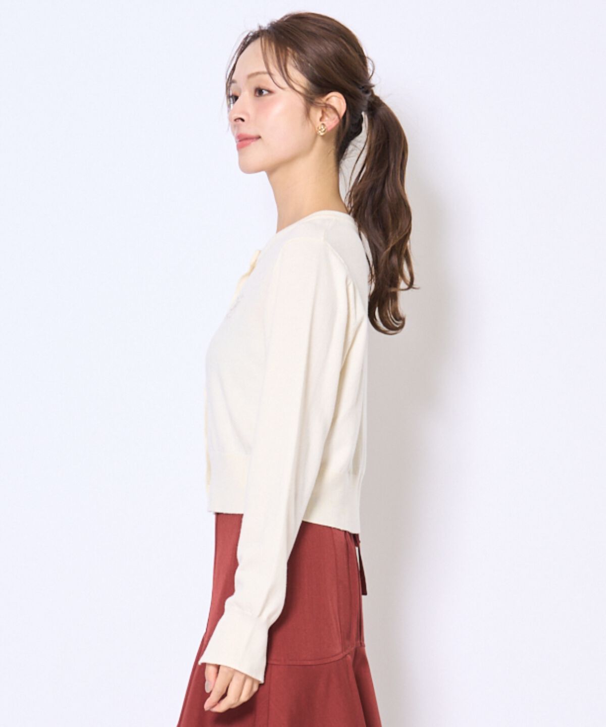 アンドクチュール「刺繍クルーネック長袖カーディガン」|カーディガン|