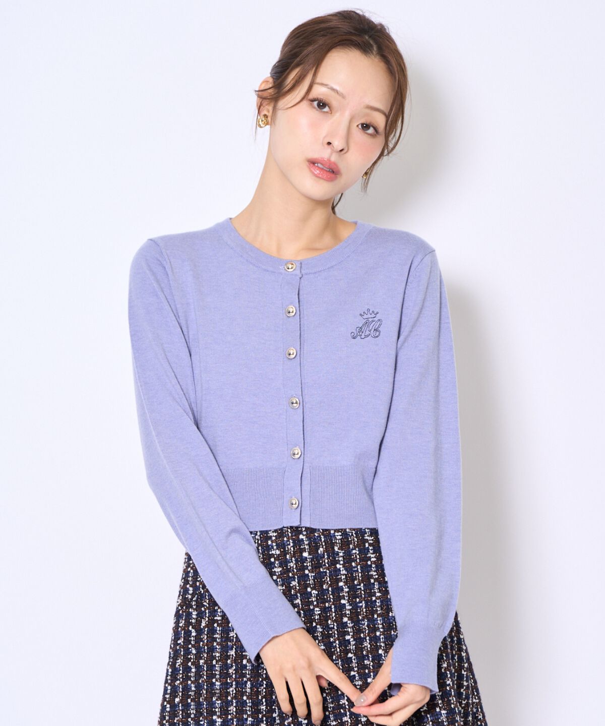 アンドクチュール「刺繍クルーネック長袖カーディガン」|カーディガン|