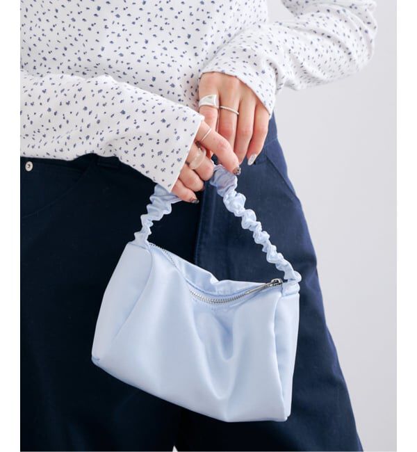 U by SPICK&SPAN「【VENGDI / ベンディ】サテンBAG」|ショルダー・メッセンジャー|ブルー A