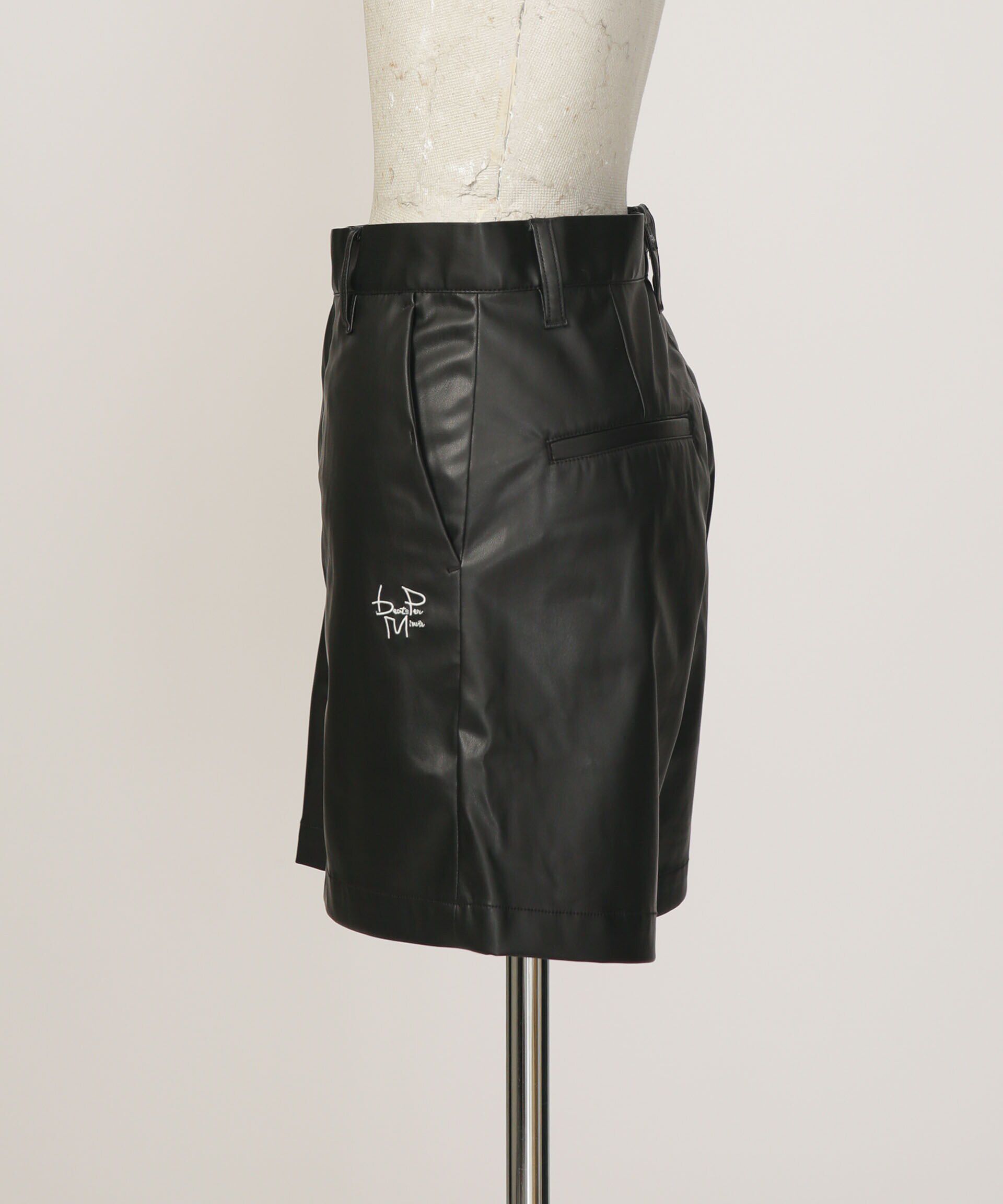 nano･universe「beats per minute/合皮ショーツ」|チノ|