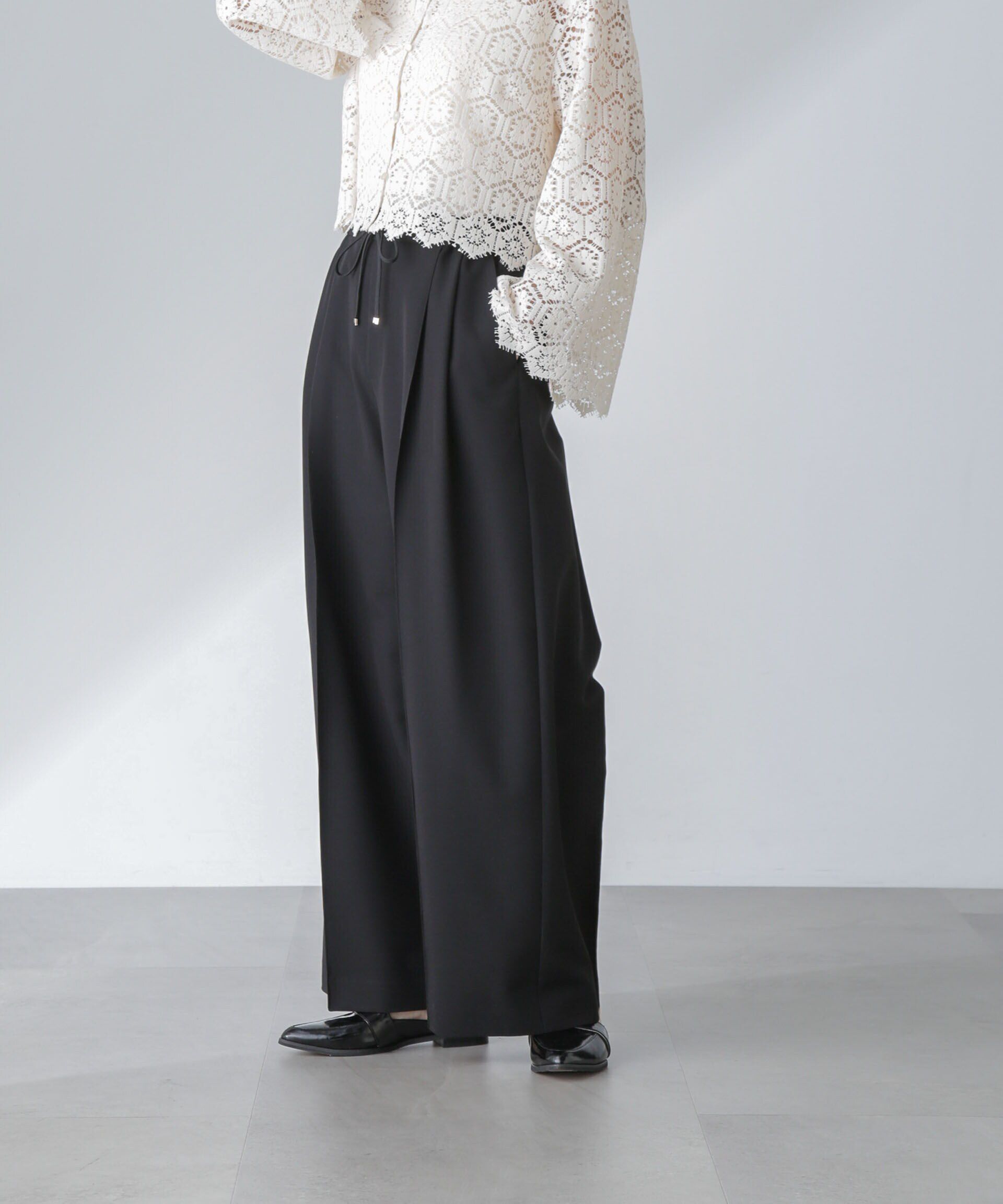 nano･universe「ピンタックイージーワイドパンツ」|チノ|