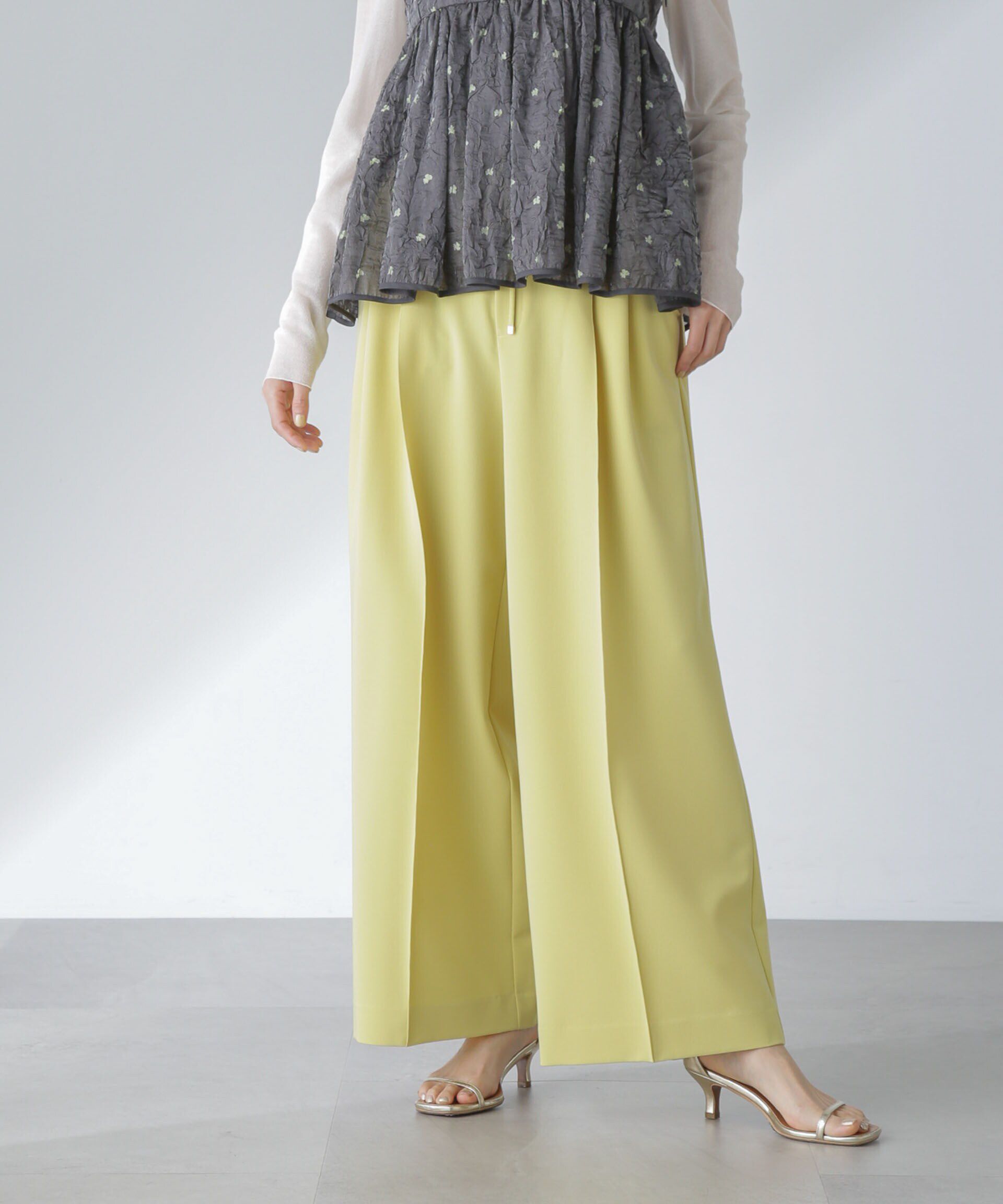 nano･universe「ピンタックイージーワイドパンツ」|チノ|