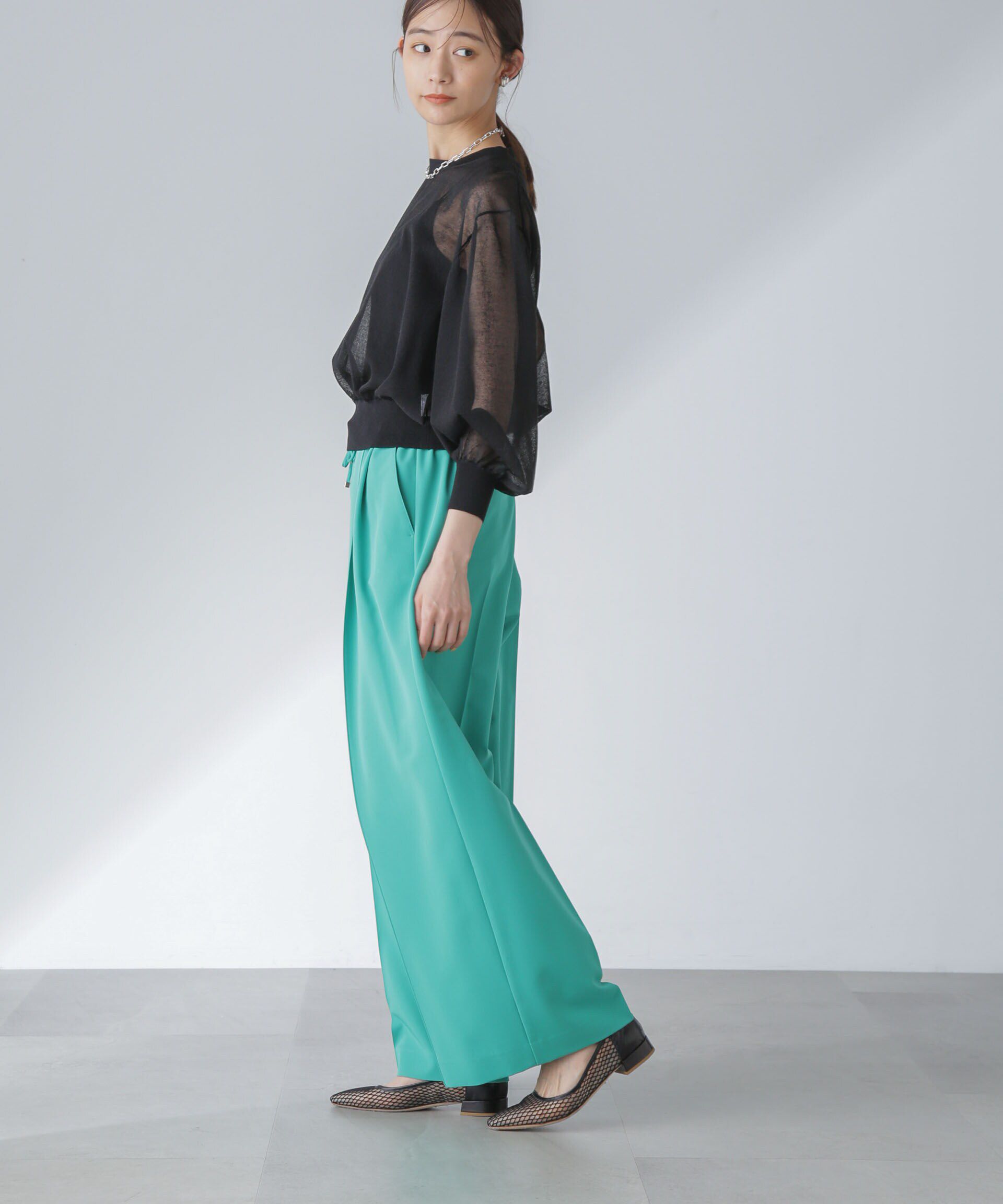 nano･universe「ピンタックイージーワイドパンツ」|チノ|