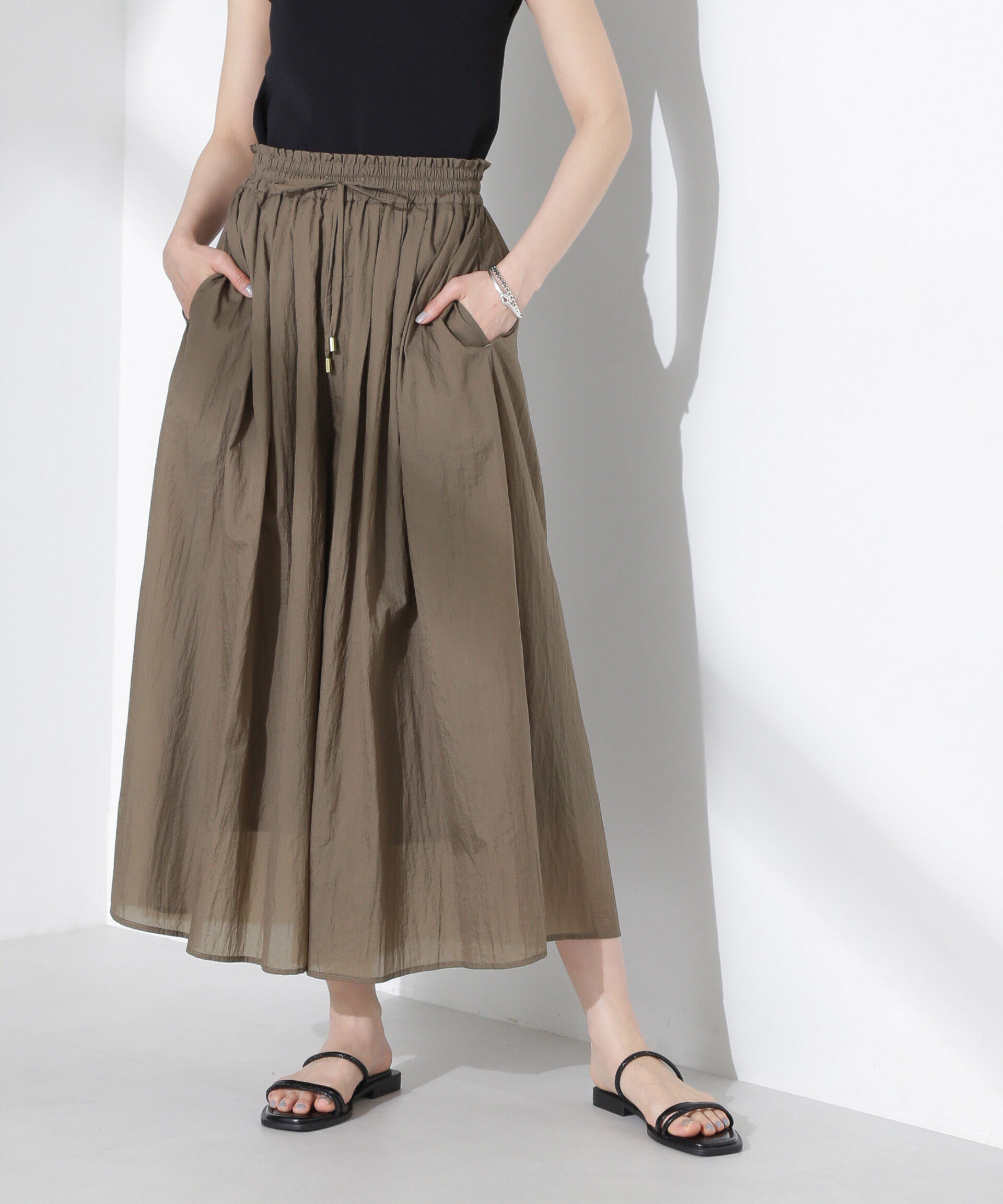 nano･universe「ナイロンタッサーギャザースカーチョ（セットアップ可）」|チノ|カーキブラウ 4