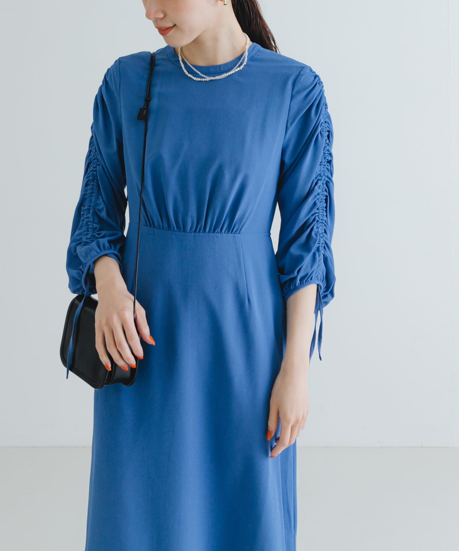 URBAN RESEARCH「LA MAISON　ギャザースリーブワンピース」|ワンピース|