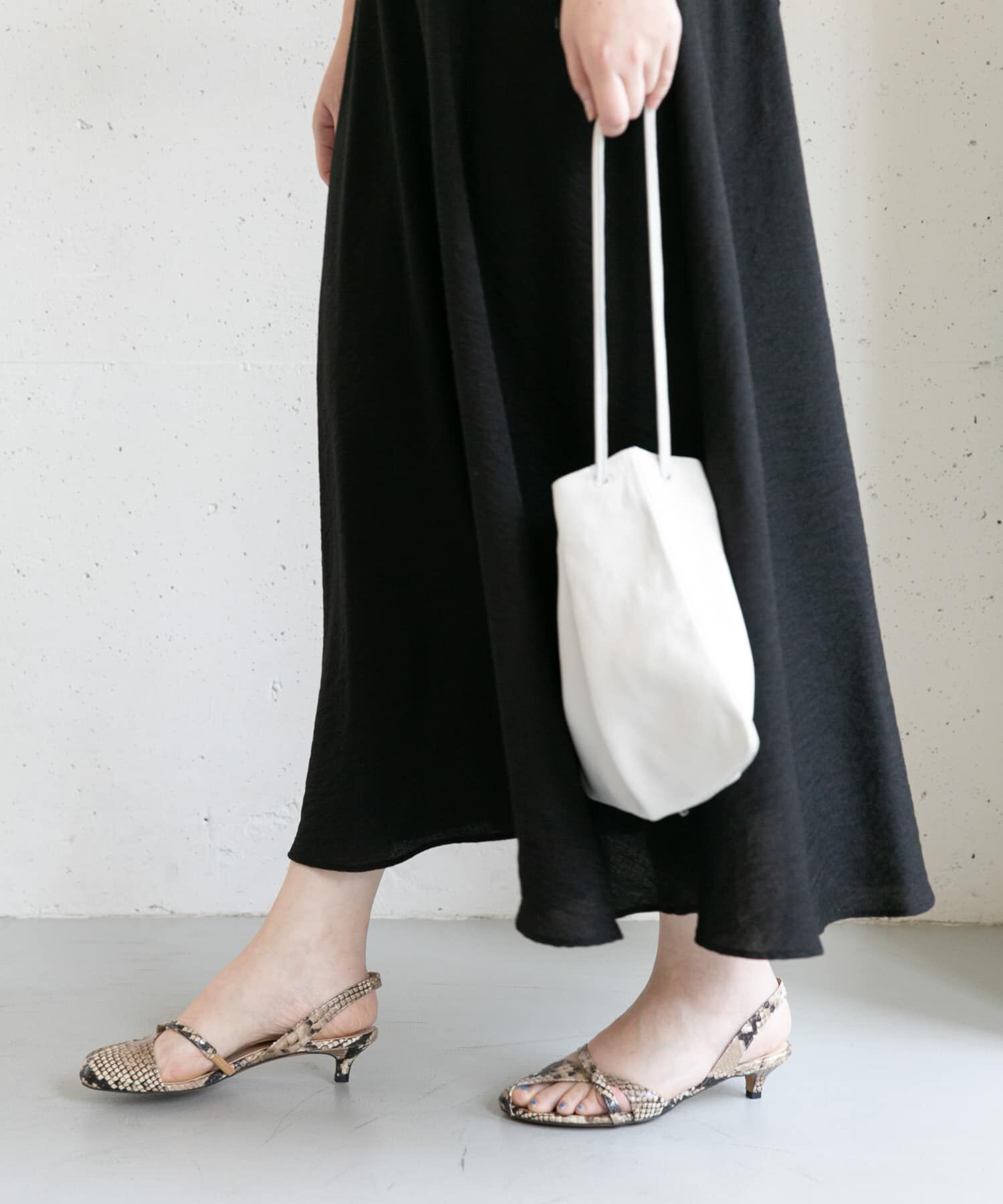 URBAN RESEARCH ROSSO「quartierglam　INSIDE COVERED SANDALS&there4;」|サンダル|アニマル