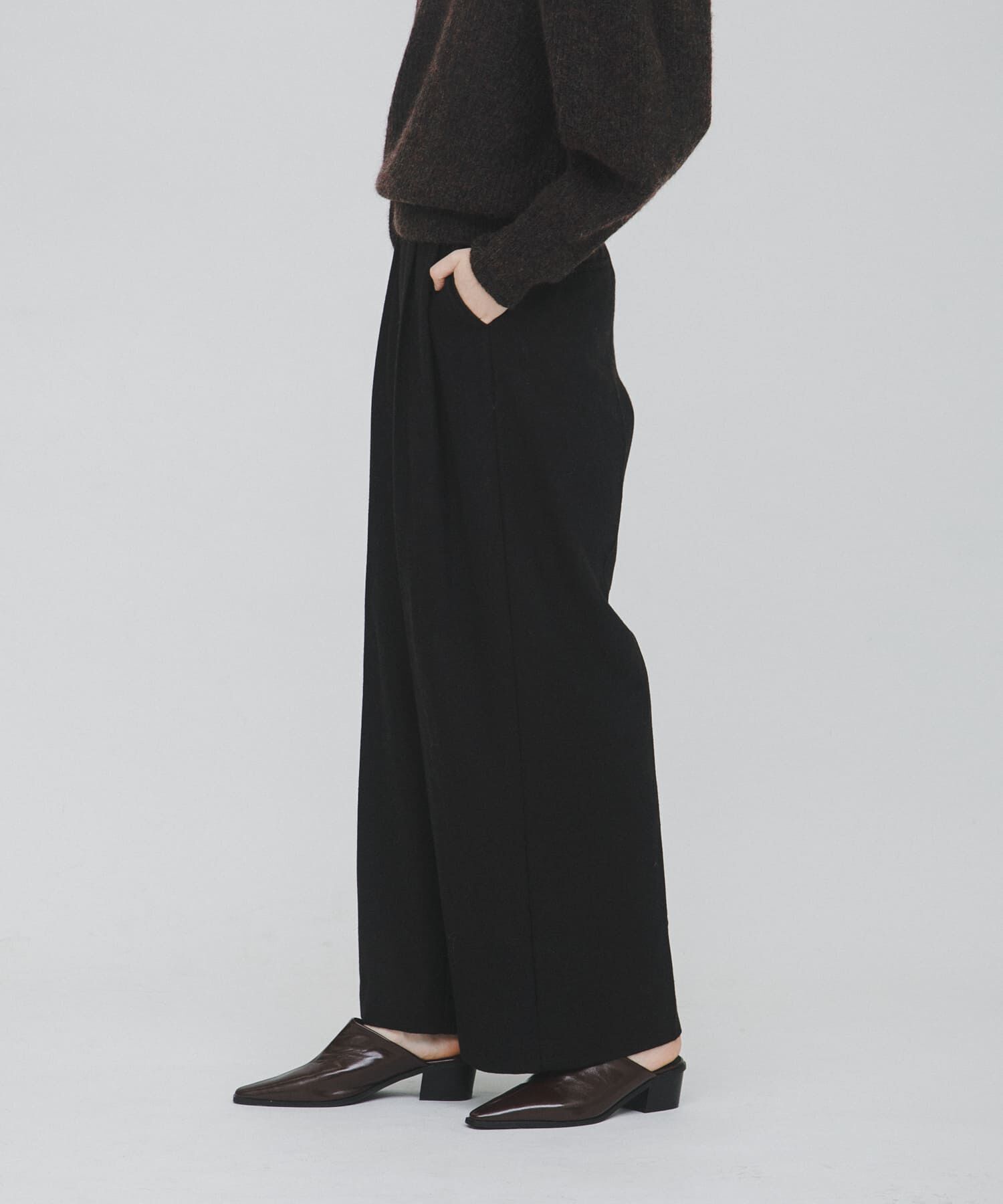 LAATO「straight wide tuck pants」|その他|