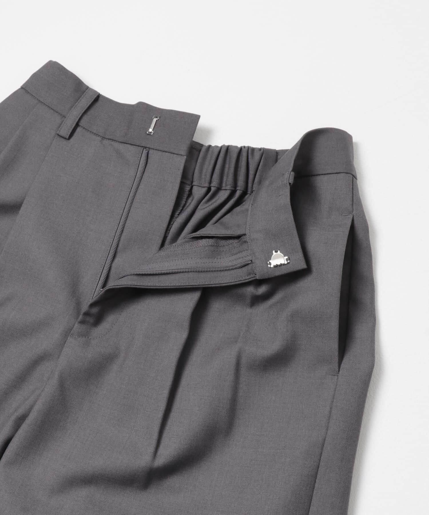  「ダブルタックショートパンツ」|その他|