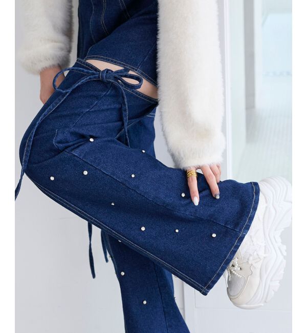  「スリットビジューフレアデニムパンツ」|デニム|