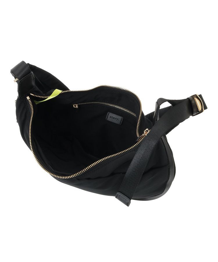 YECCA VECCA「story.ハーフムーンクロスボディ」|ショルダー・メッセンジャー|