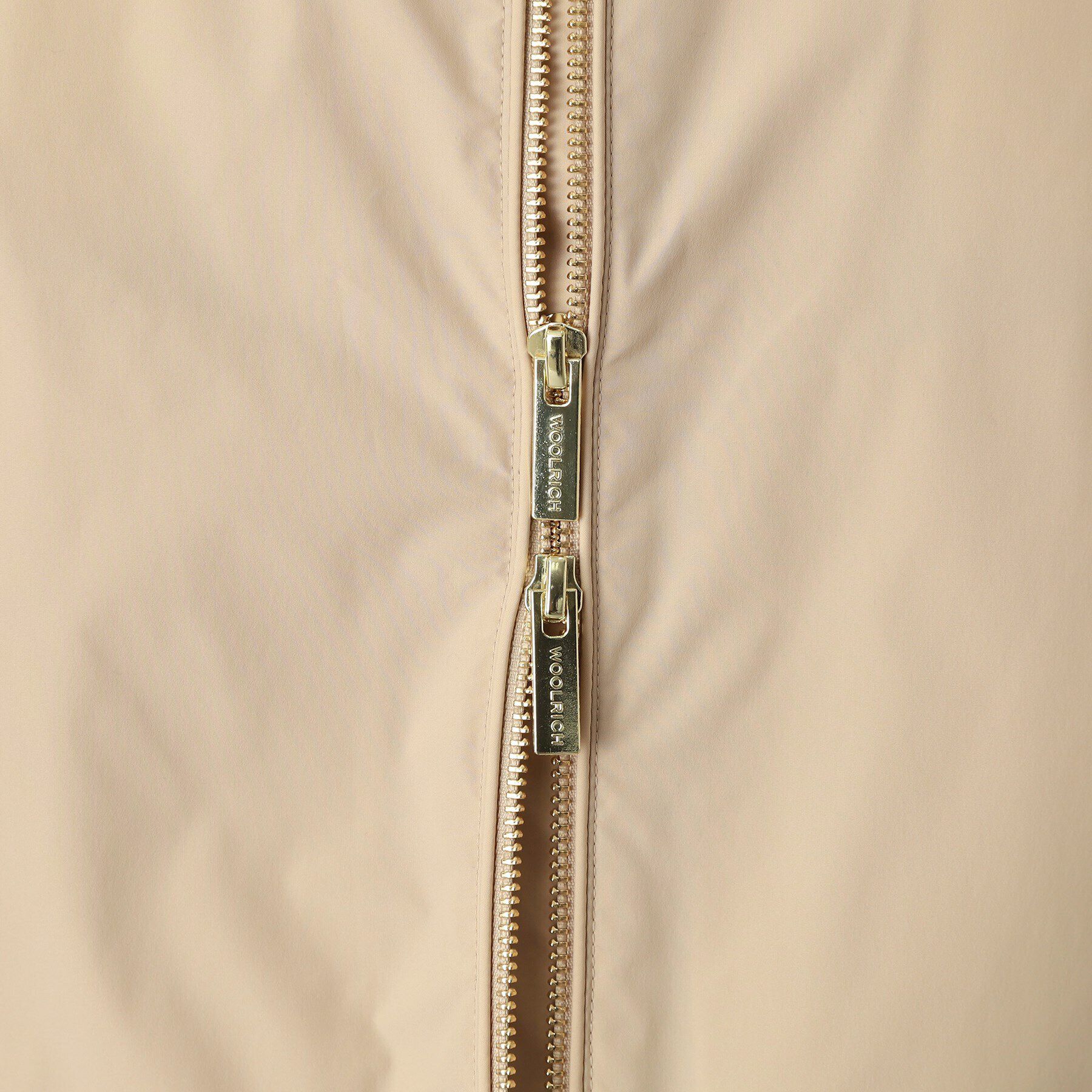 DRESSTERIOR「WOOLRICH（ウールリッチ）CITY BOMBER ノーカラージャケット」|ブルゾン・スタジャン|