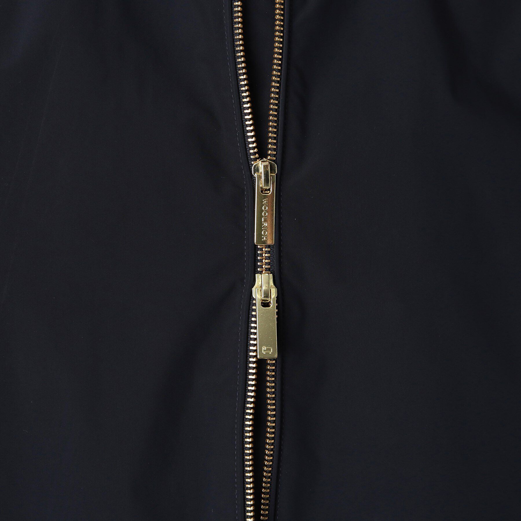 DRESSTERIOR「WOOLRICH（ウールリッチ）CITY BOMBER ノーカラージャケット」|ブルゾン・スタジャン|