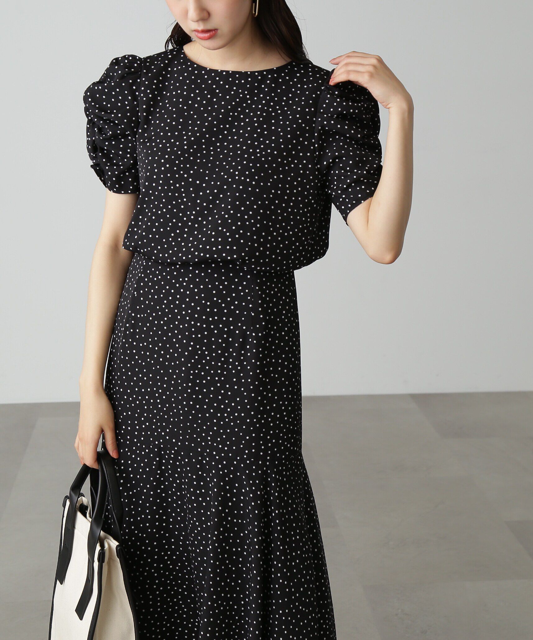  「ボリュームスリーブマーメイドワンピ―ス」|ワンピース|