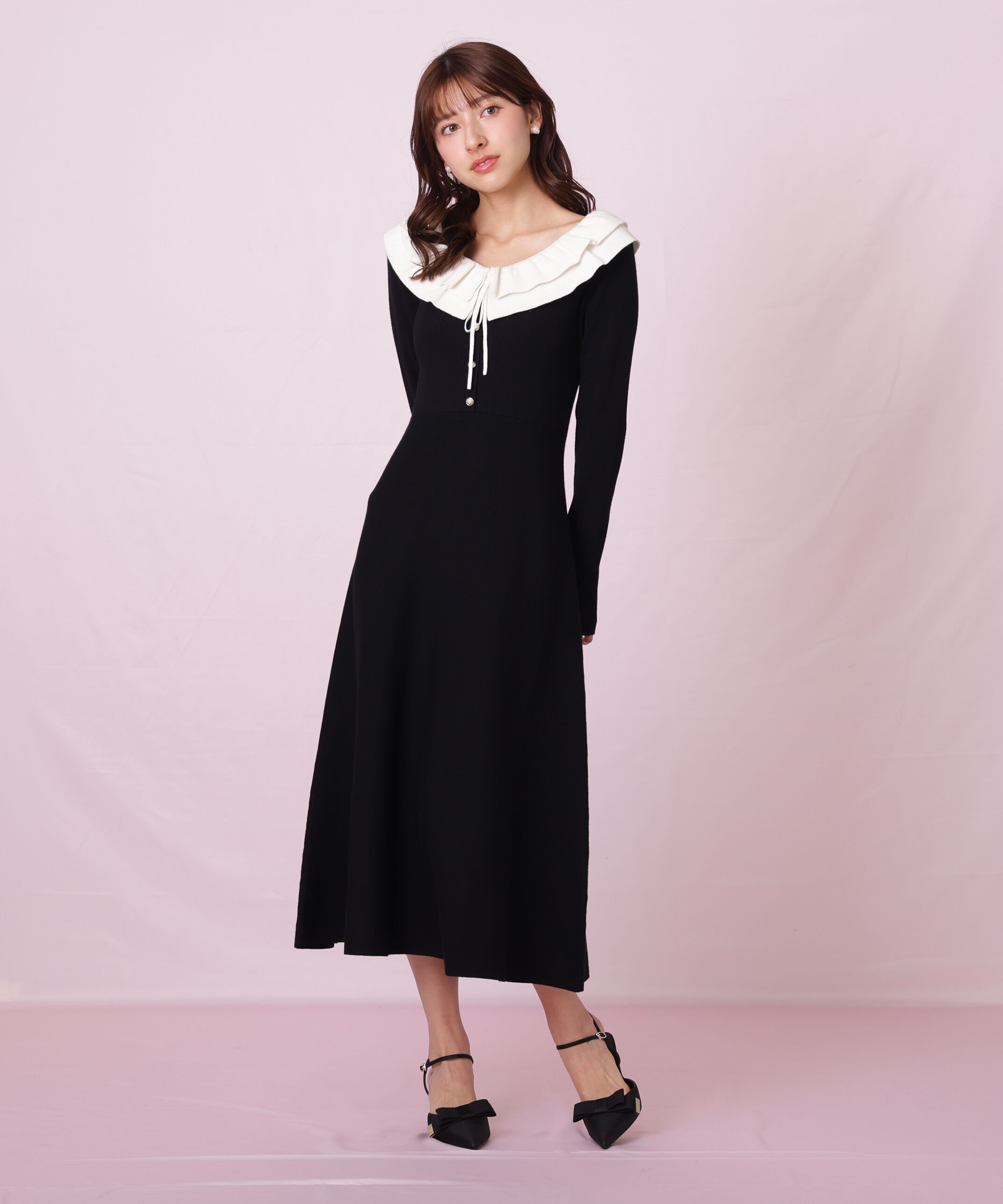  「フリル襟バイカラーニットワンピース」|ワンピース|