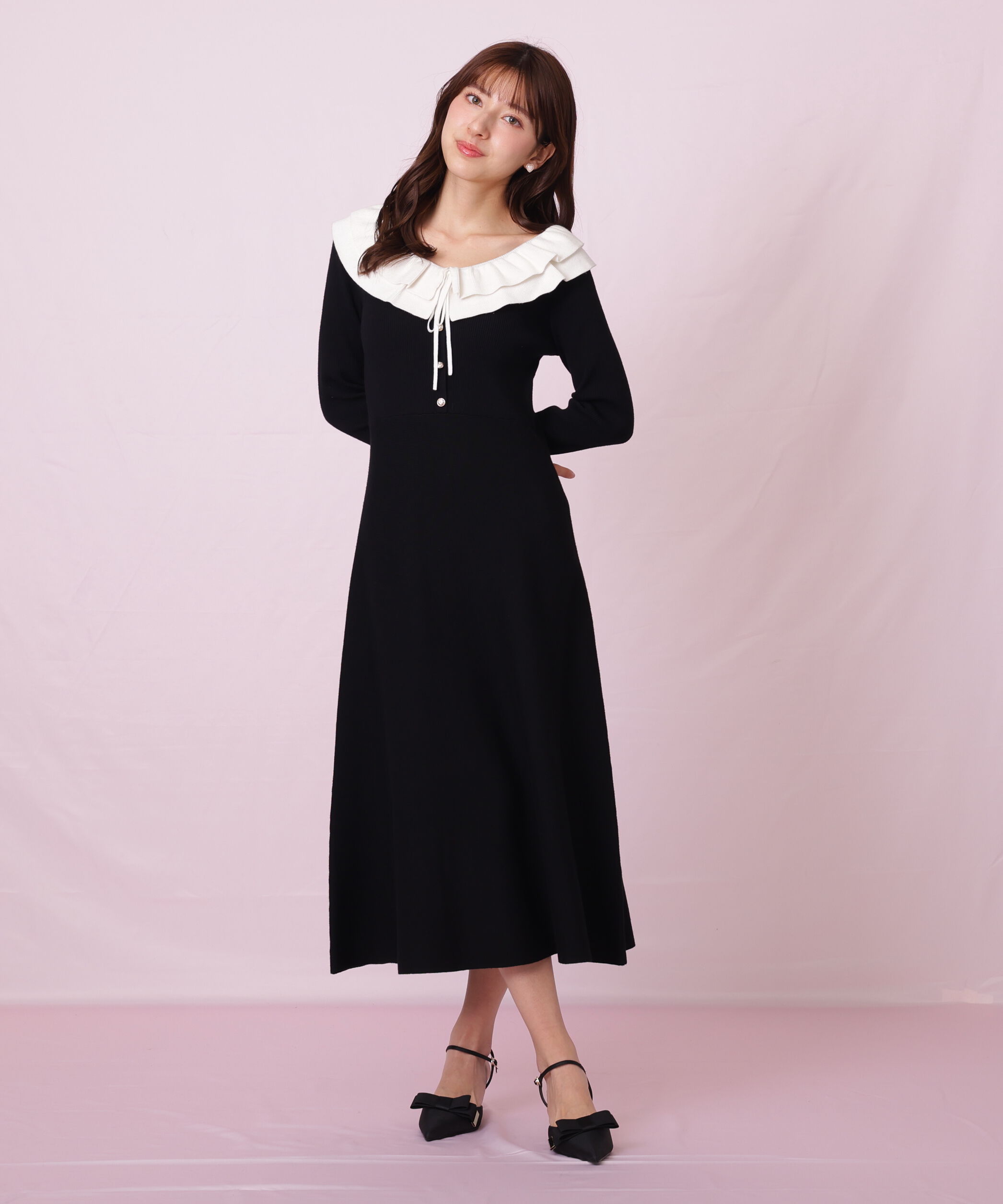  「フリル襟バイカラーニットワンピース」|ワンピース|