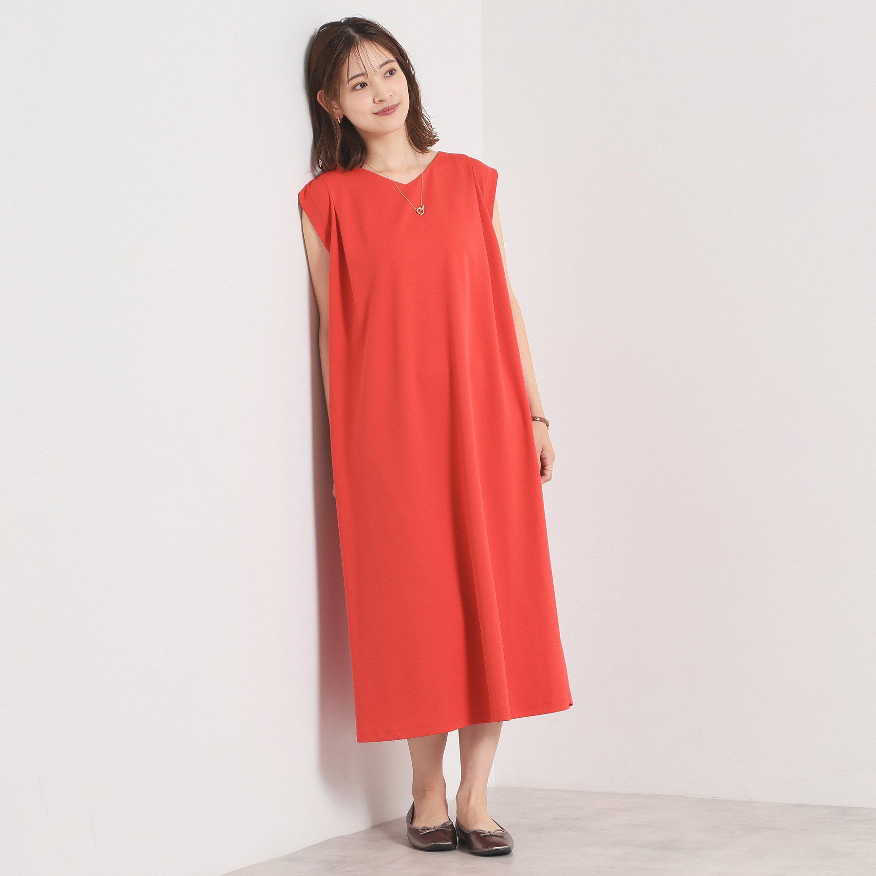 ITS&rsquo;DEMO「【冷感／吸水速乾／透け防止／洗濯機OK】カットジョーゼットタックワンピース」|ワンピース|