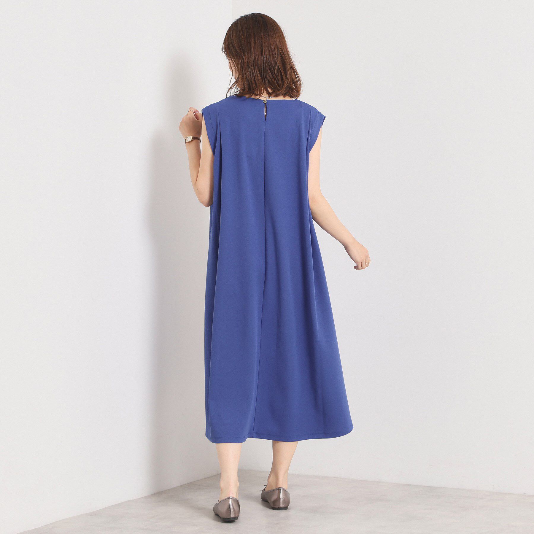 ITS&rsquo;DEMO「【冷感／吸水速乾／透け防止／洗濯機OK】カットジョーゼットタックワンピース」|ワンピース|