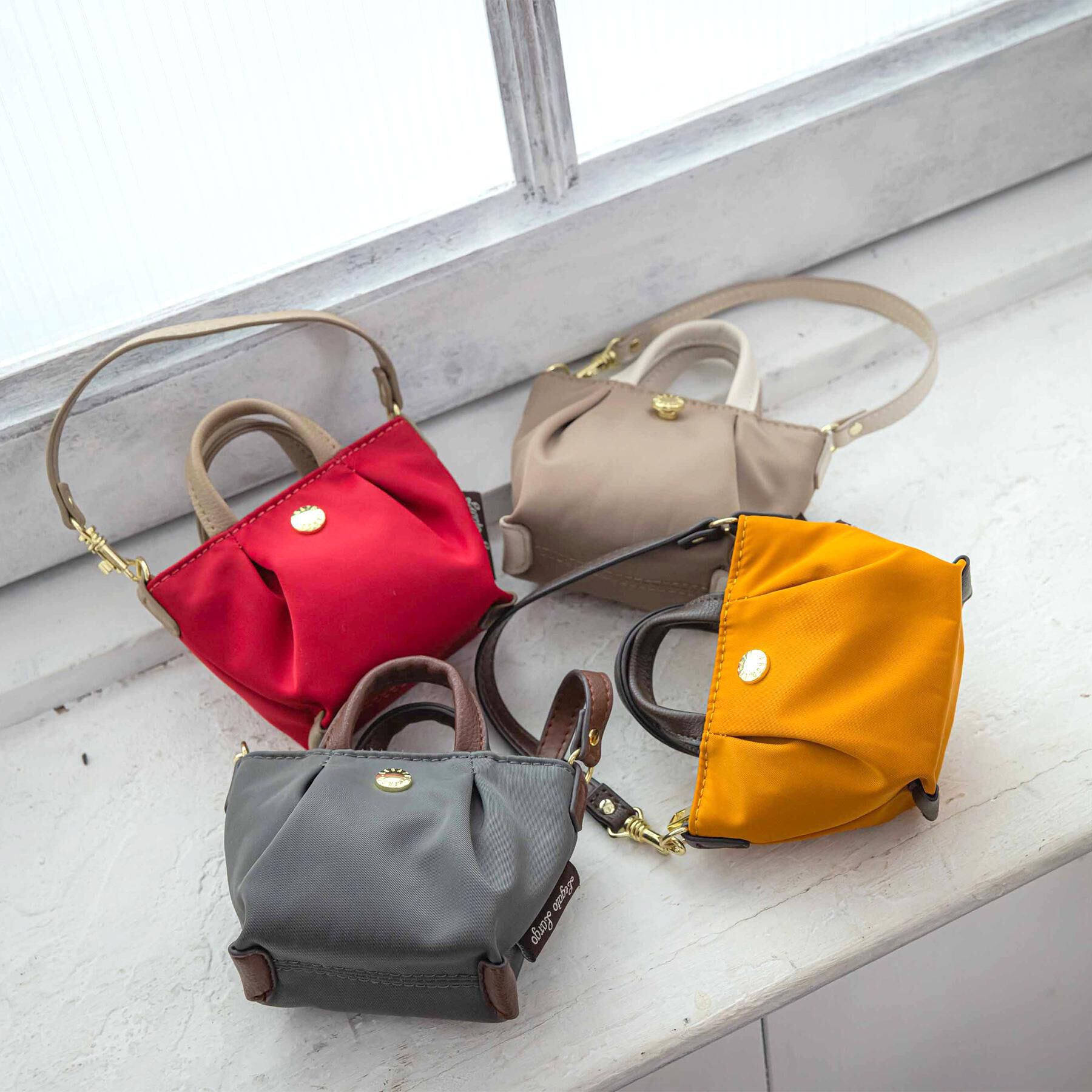 ITS&rsquo;DEMO「肩楽チャームバッグ」|その他|