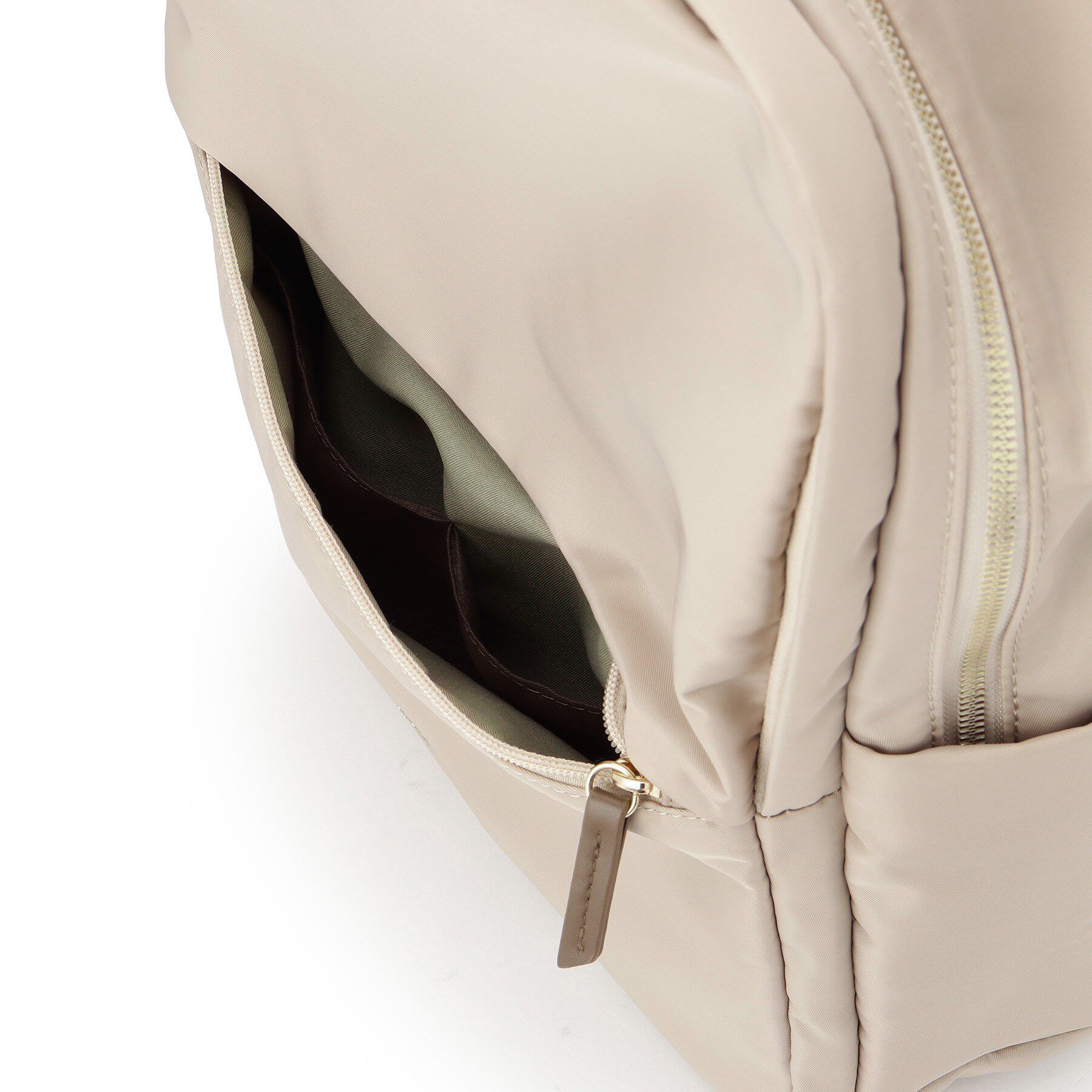 ITS&rsquo;DEMO「【収納アドバイザー監修】合皮コンビリュック」|リュック|