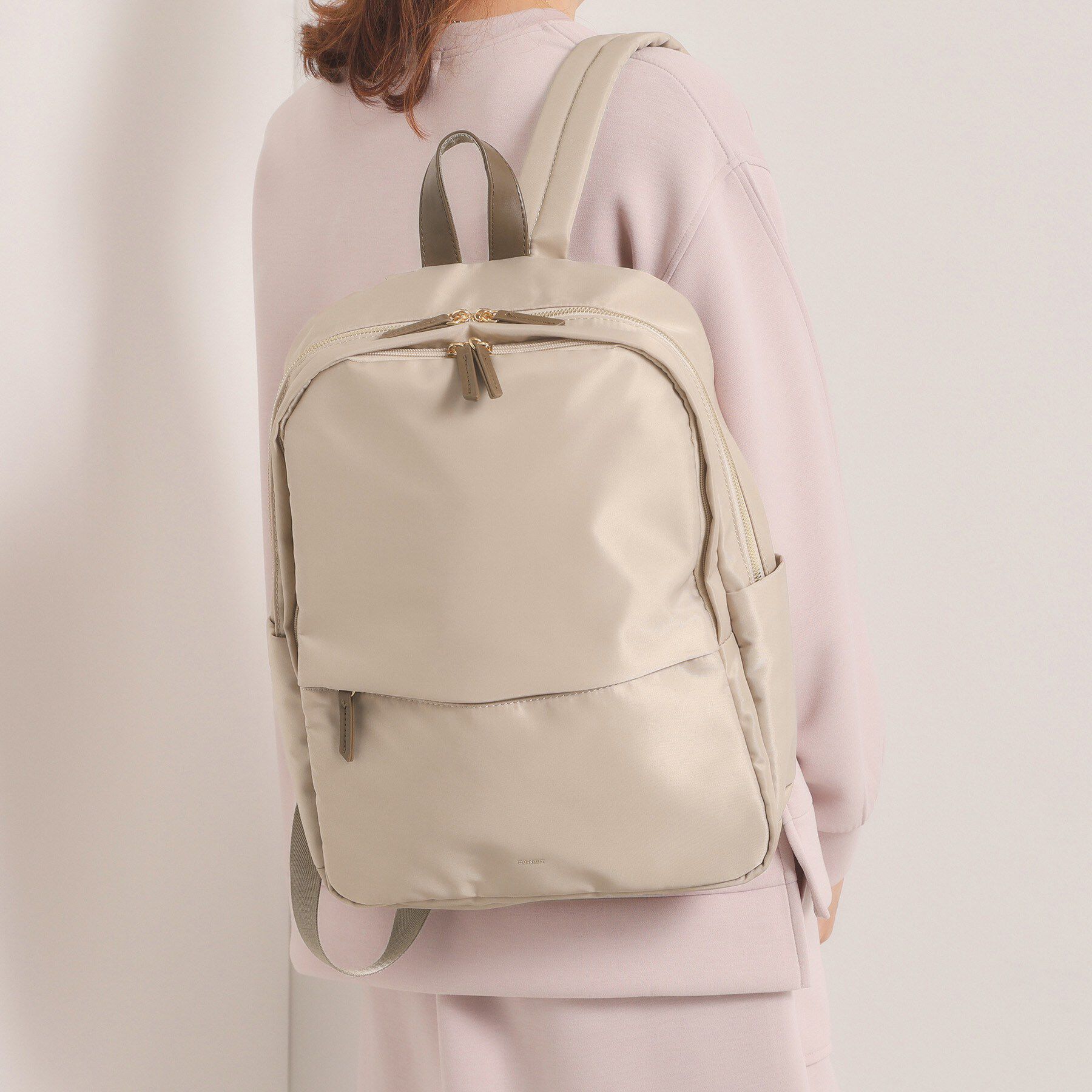ITS&rsquo;DEMO「【収納アドバイザー監修】合皮コンビリュック」|リュック|ライトベージュ(05