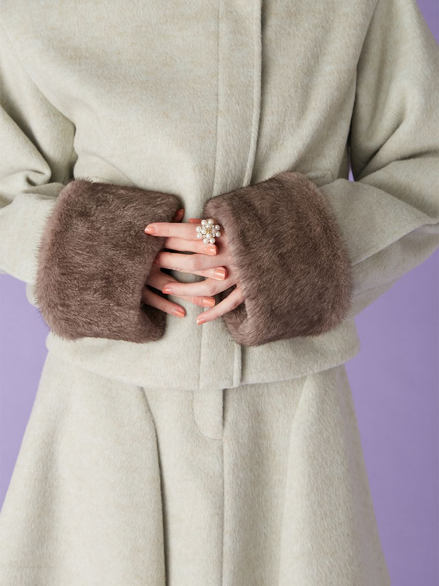 LILY BROWN「袖ファー2wayコート」|ノーカラージャケット|