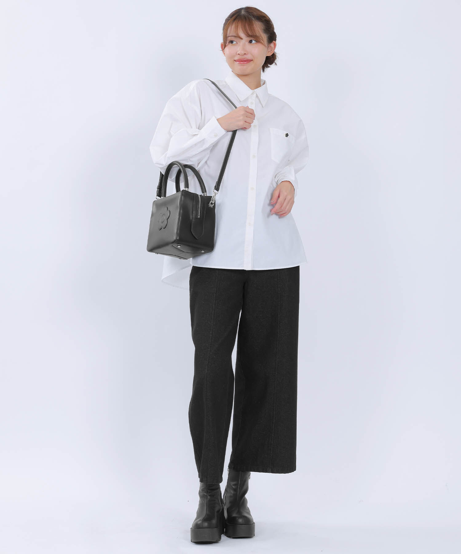 MARY QUANT「スムースデイジー 2WAYショルダー」|ショルダー・メッセンジャー|