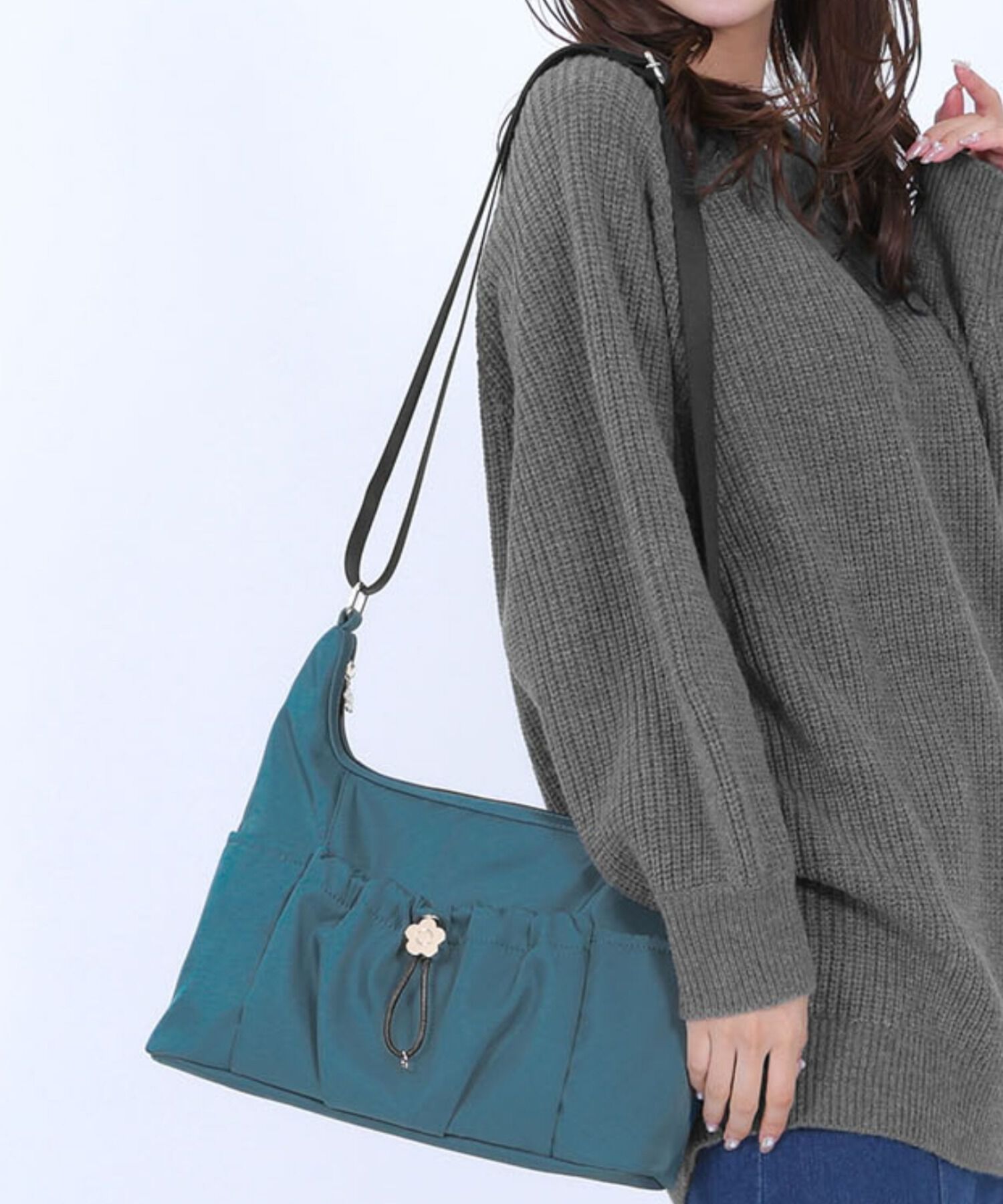 MARY QUANT「デイジードロストポケット ショルダー」|ショルダー・メッセンジャー|ピーコック